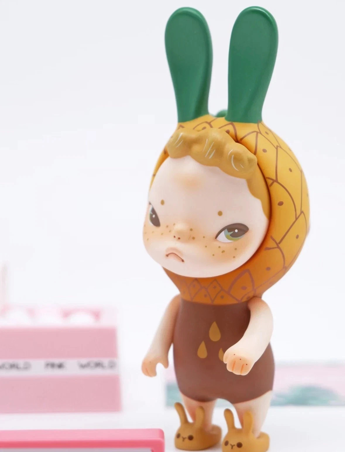 Sooya Studio Pineapple Ban Rabbit Vinyl H13CM Sofubi Figure
