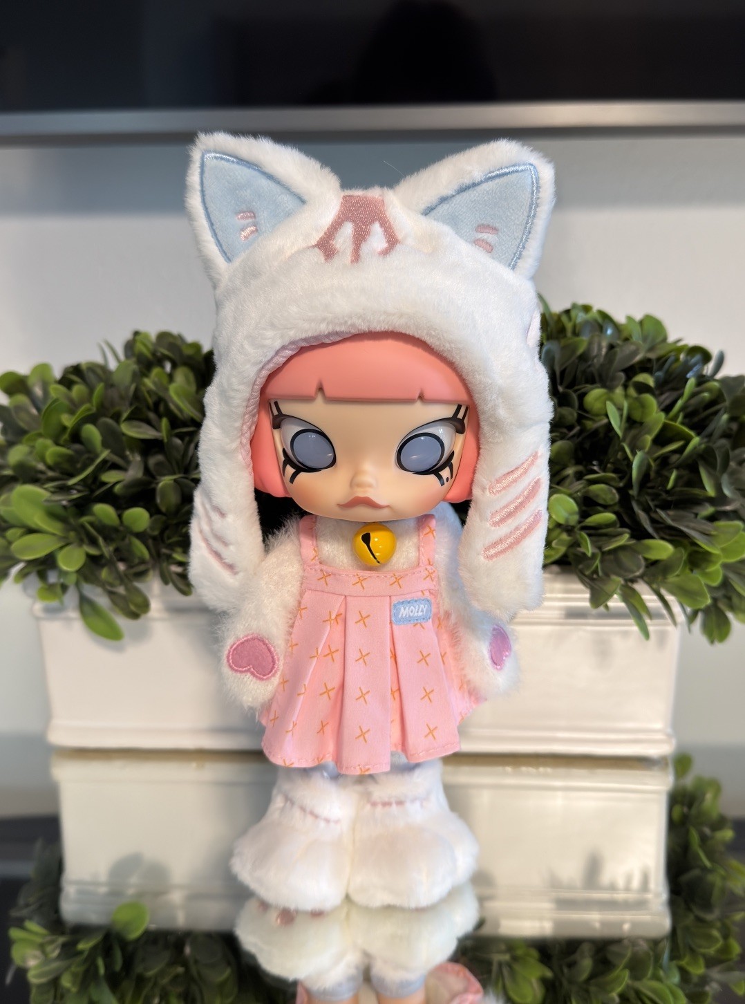 Pop Mart MOLLY PEEKABOO 1/8 Action Figure – confirmed (WHITE Cat) US Seller