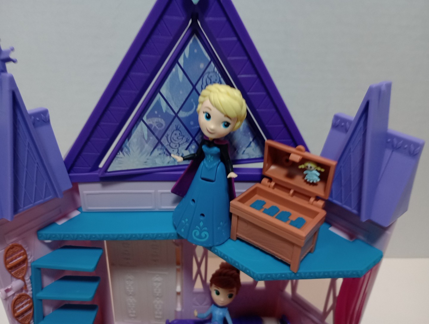 Disney Frozen Playset & Assorted Figures Incomplete 27 Pieces