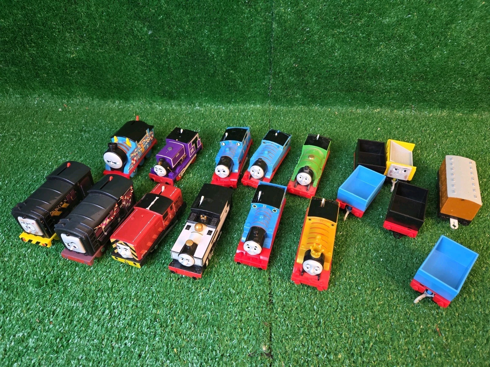 Thomas the Train Thomas and Friends Motorized Train Lot (Untested)