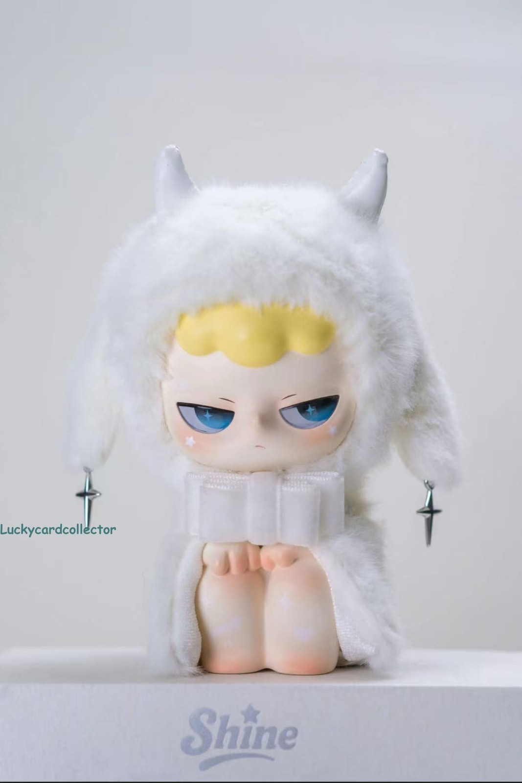 Authentic Kubo Space Hanging Card Vinyl Plush Figure 14cm Toy Gift – Shine