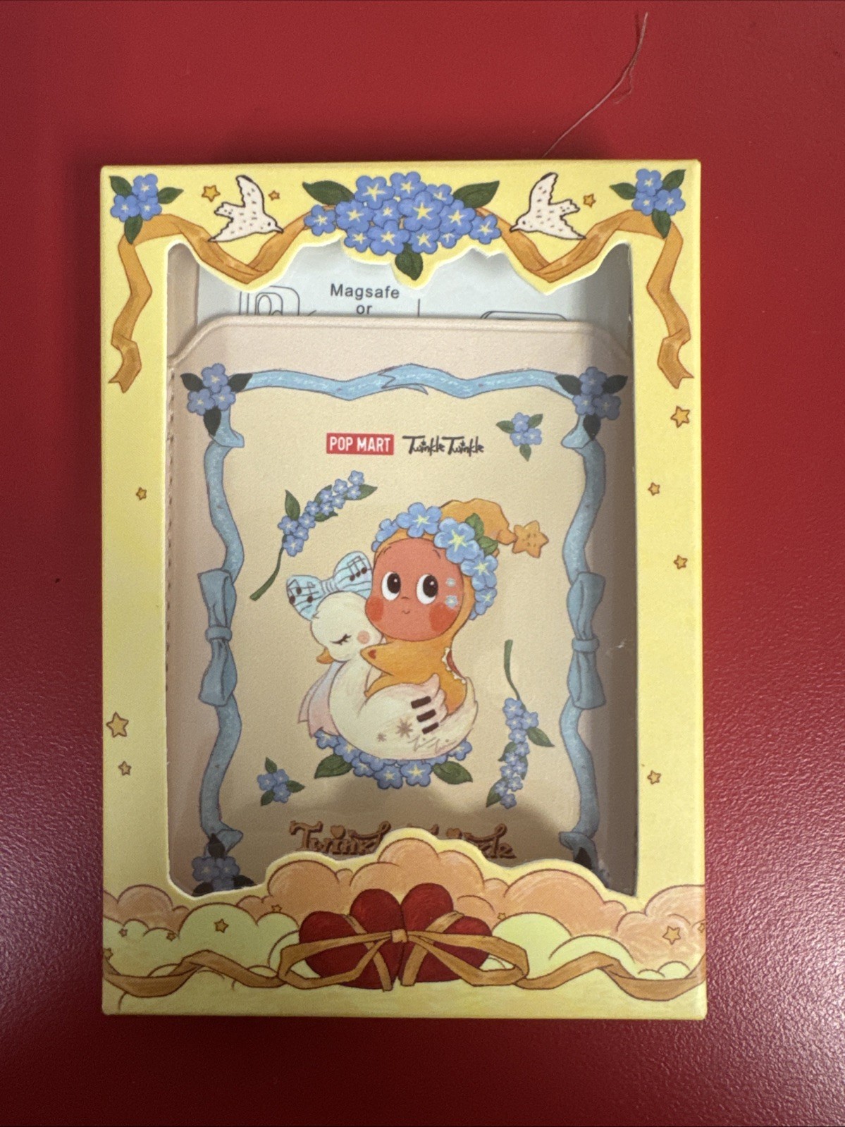 Pop Mart Twinkle Twinkle Crush On You Series Magnetic Card Clip Flower bearer