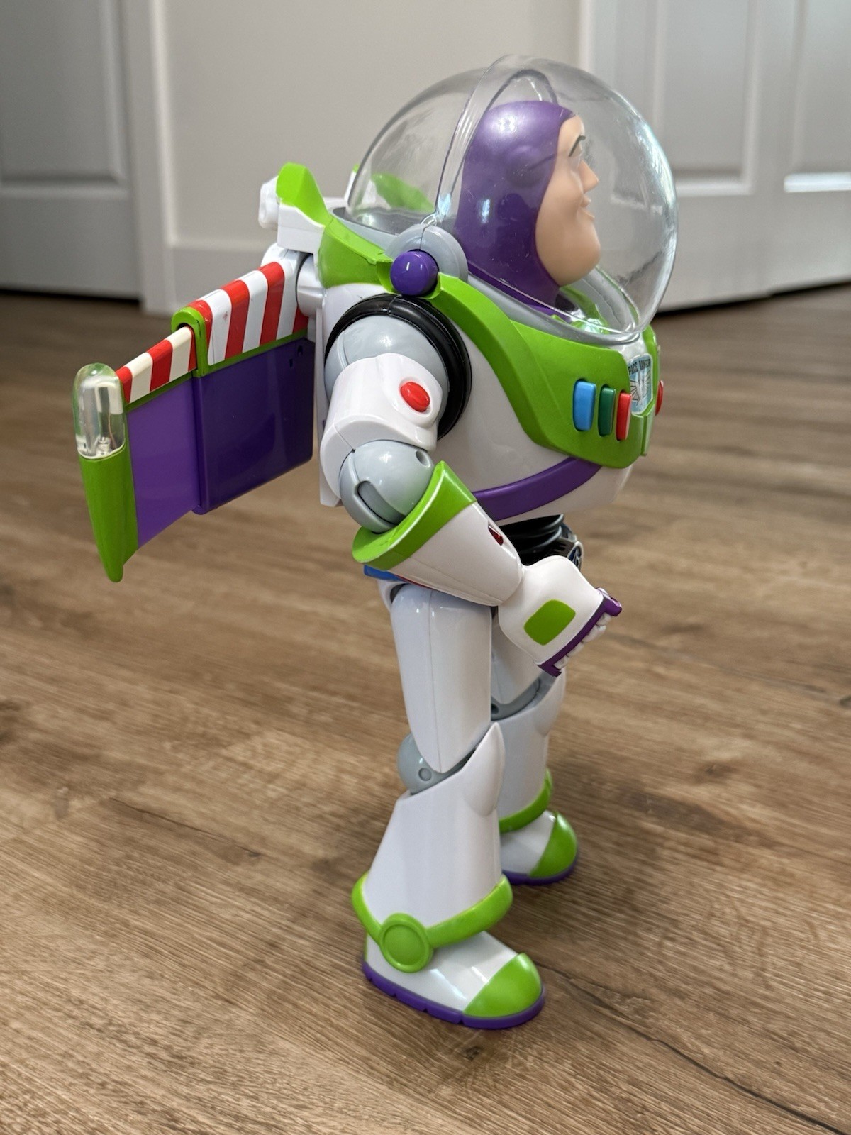 RARE Thinkway Toys Talking Buzz Lightyear with Utility Belt Toys R Us Signature