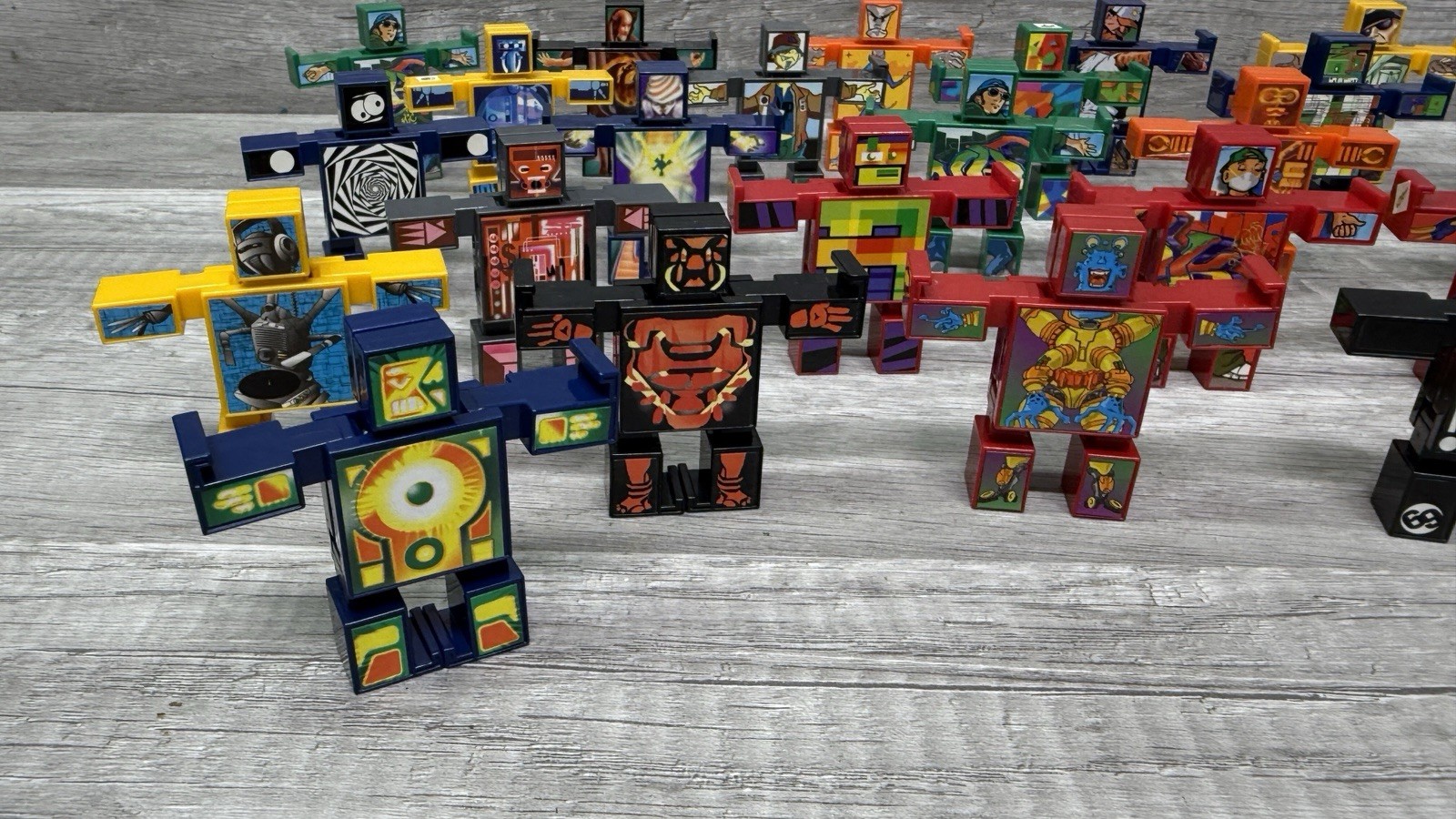 Lot of 42 Vintage NakNak Battle Block Action Figure Toys Y2k 2000s