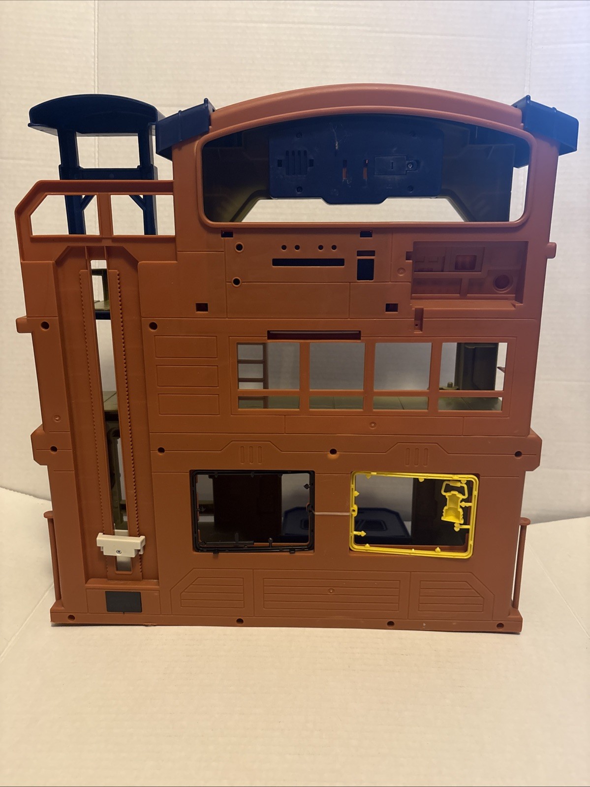 Kid Connection Military Base Working Lights And Sounds