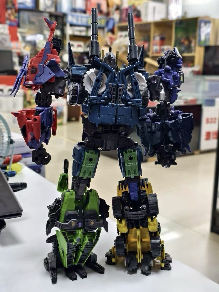 Transformers FOC Bruticus w MBC Microblaze Creations Military Titan G2