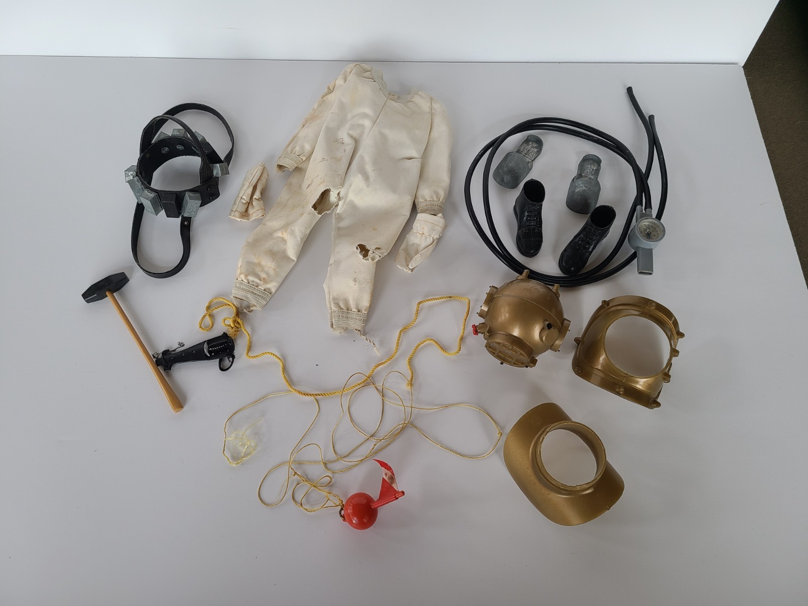 Vintage 1960&rsquo;s GI Joe Deep Sea Diver Set w/Accessories