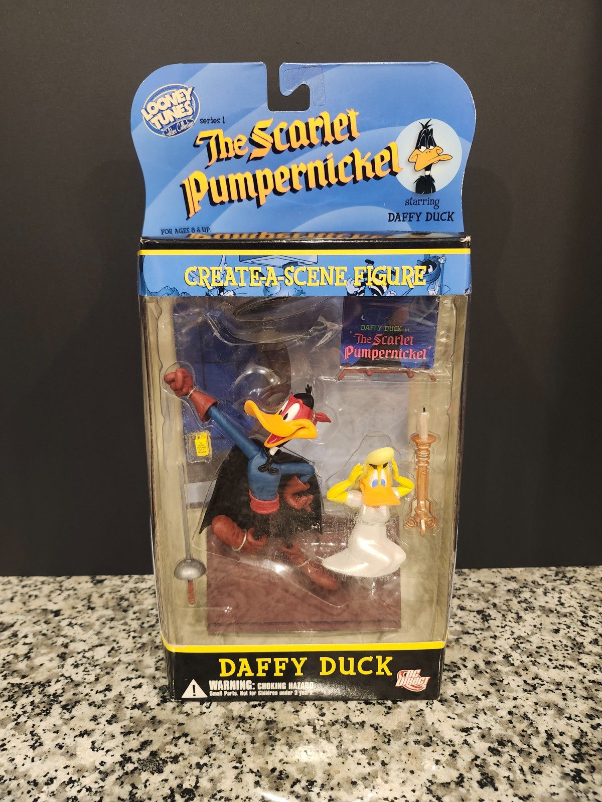 Daffy Duck The Scarlet Pumpernickel LOONEY TUNES DC Direct MOC NEW #2