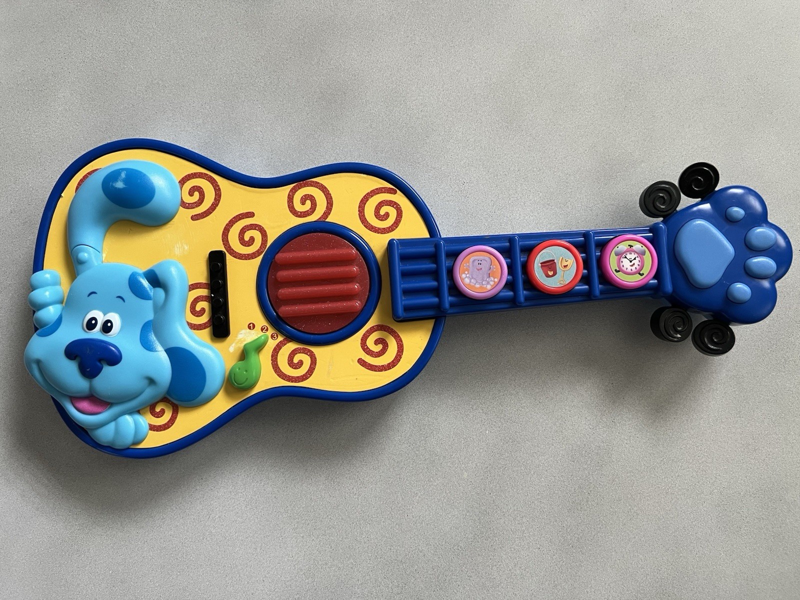 Blue&rsquo;s Clues Guitar Lights and Sounds Kids Guitar 15.5&Prime;