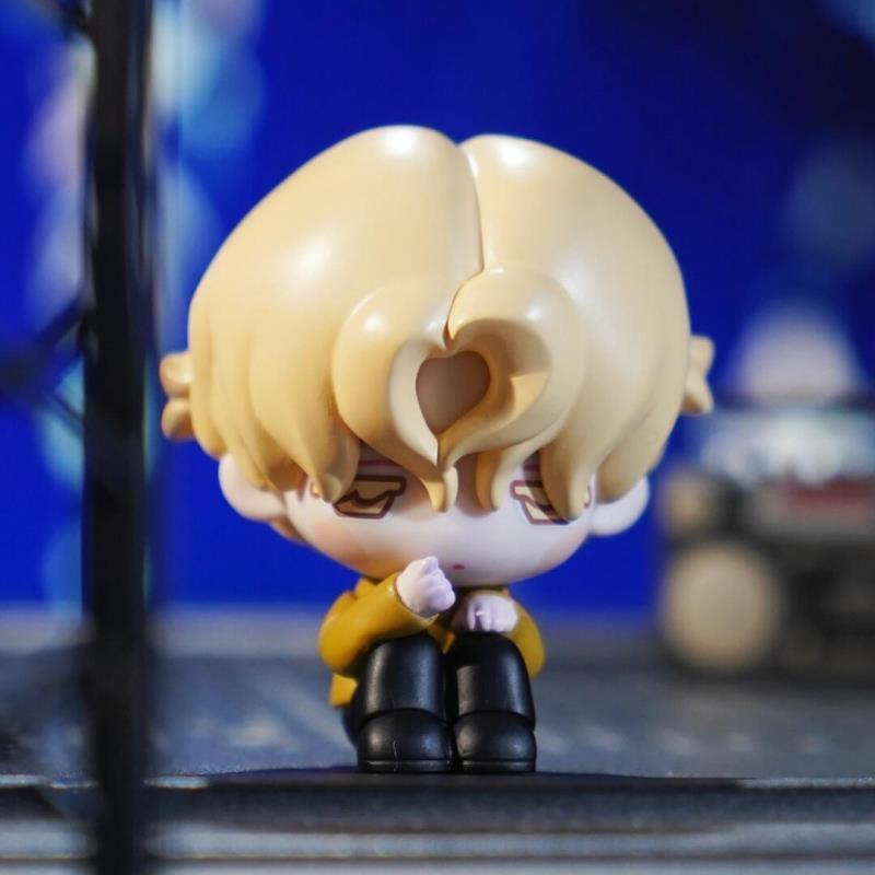 Blind Box Alien Stage Free Stage Animation Peripherals Collection Figure Toy New