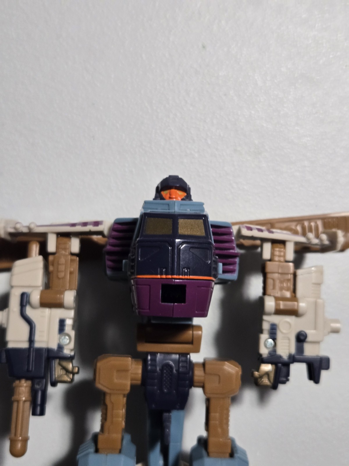 Transformers Armada Cyclonus Action Figure