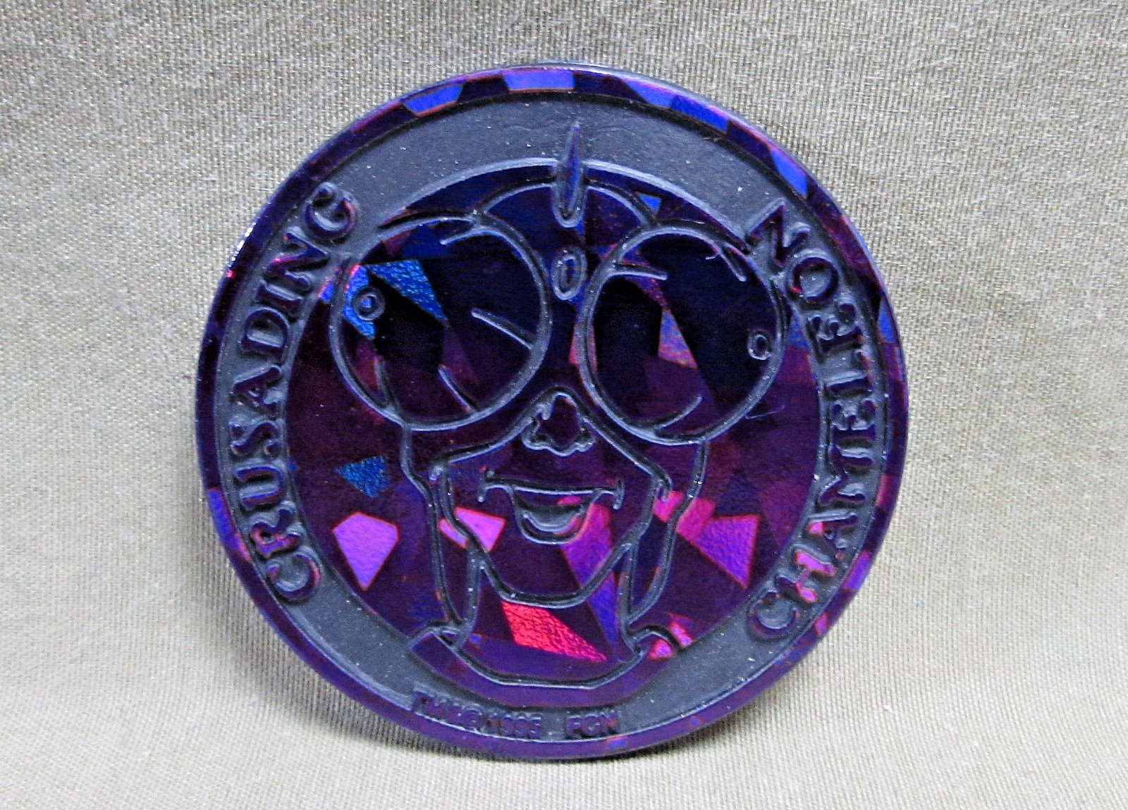 PURPLE CRUSADING CHAMELEON KINI SLAMMER 1995 The Tick Plastic Pog Milkcap Fox