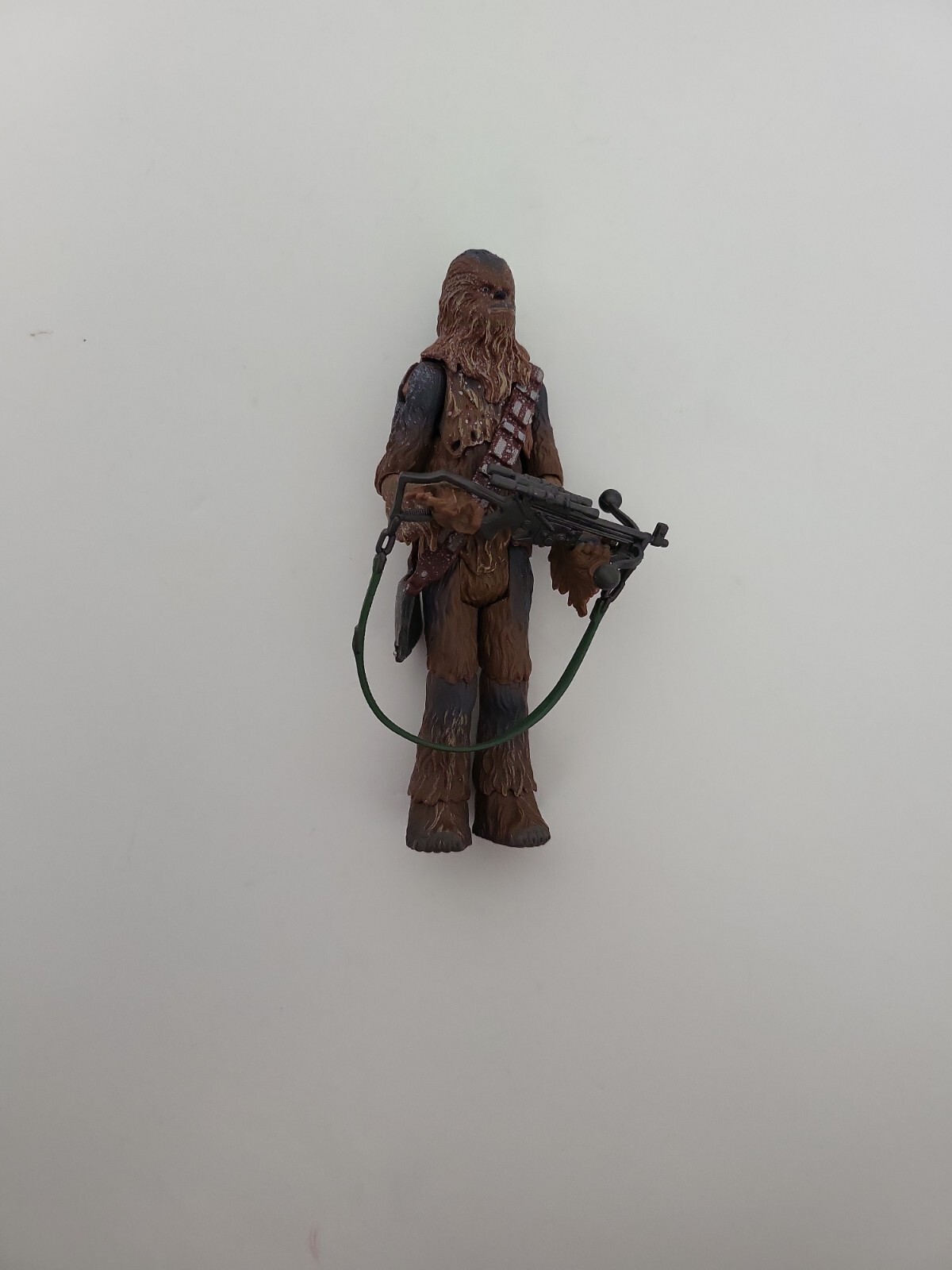 Chewbacca with Bowcaster 4.75 in Action Figure Star Wars Hasbro 2004