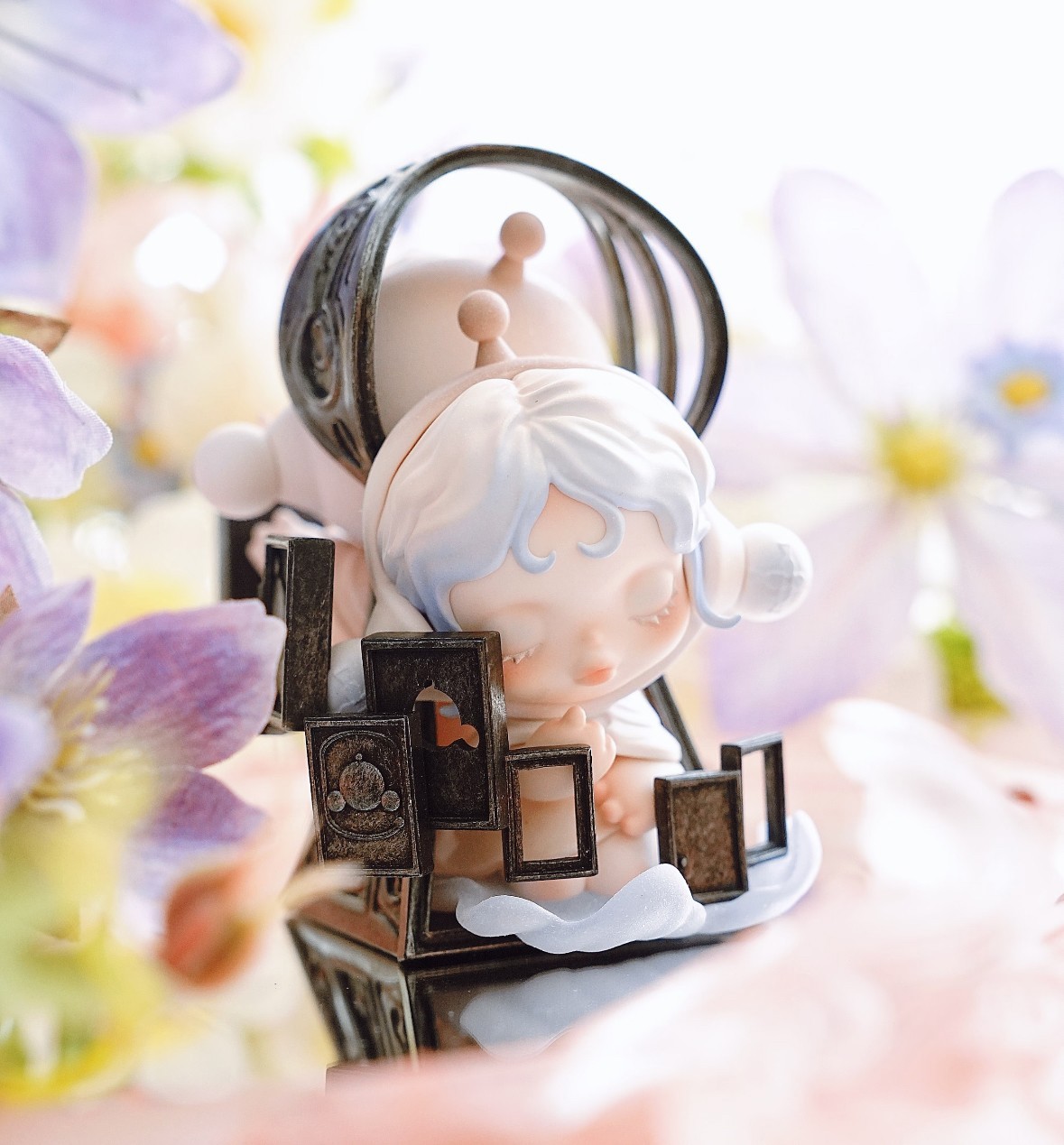 Authentic SKULLPANDA The Paradox Figure Secret – The Key
