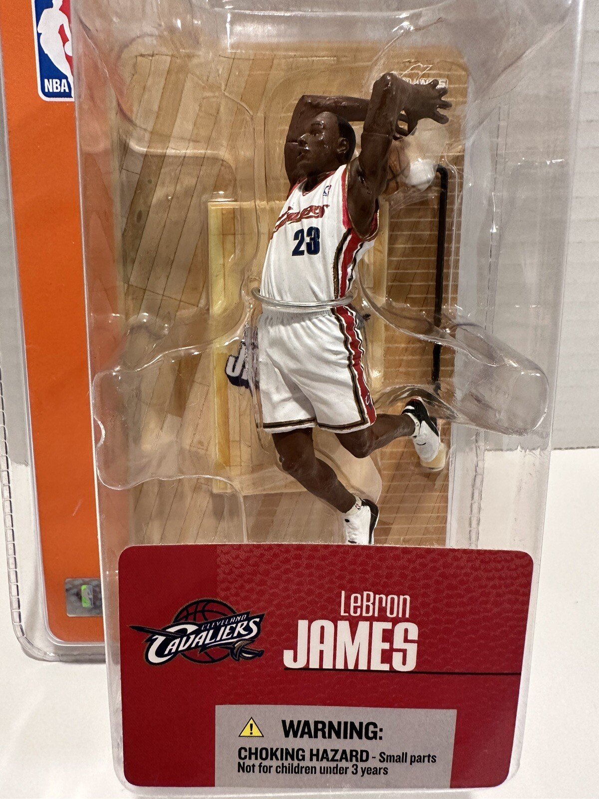 2004 McFarlane NBA LeBron James Cleveland Cavaliers Mini Action Figure 3&Prime; NEW!
