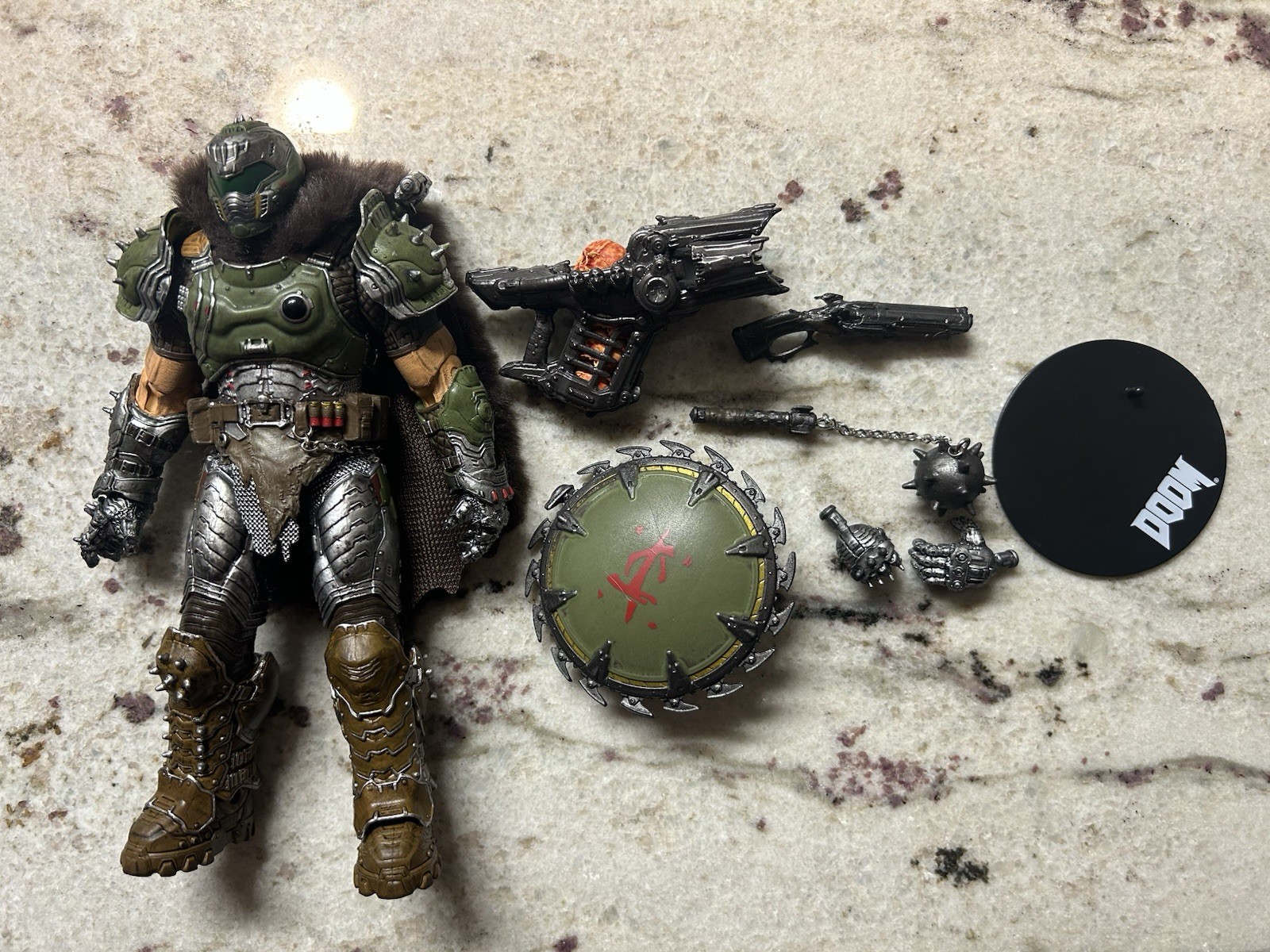 McFarlane Doom Slayer Elite Edition The Dark Ages 7&Prime; Deluxe Action Figure