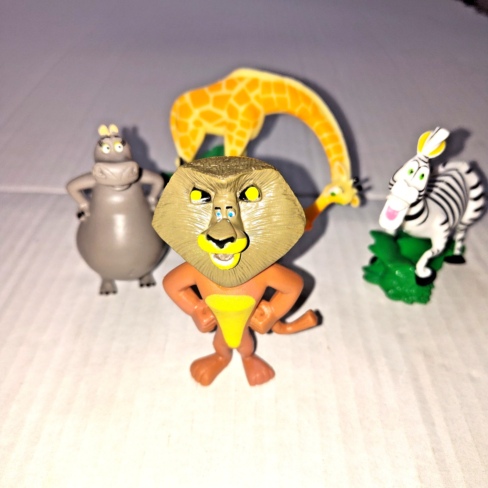 Dreamworks Madagascar Movie Figure Set Alex Marty Melman Gloria Cake Topper 4pc