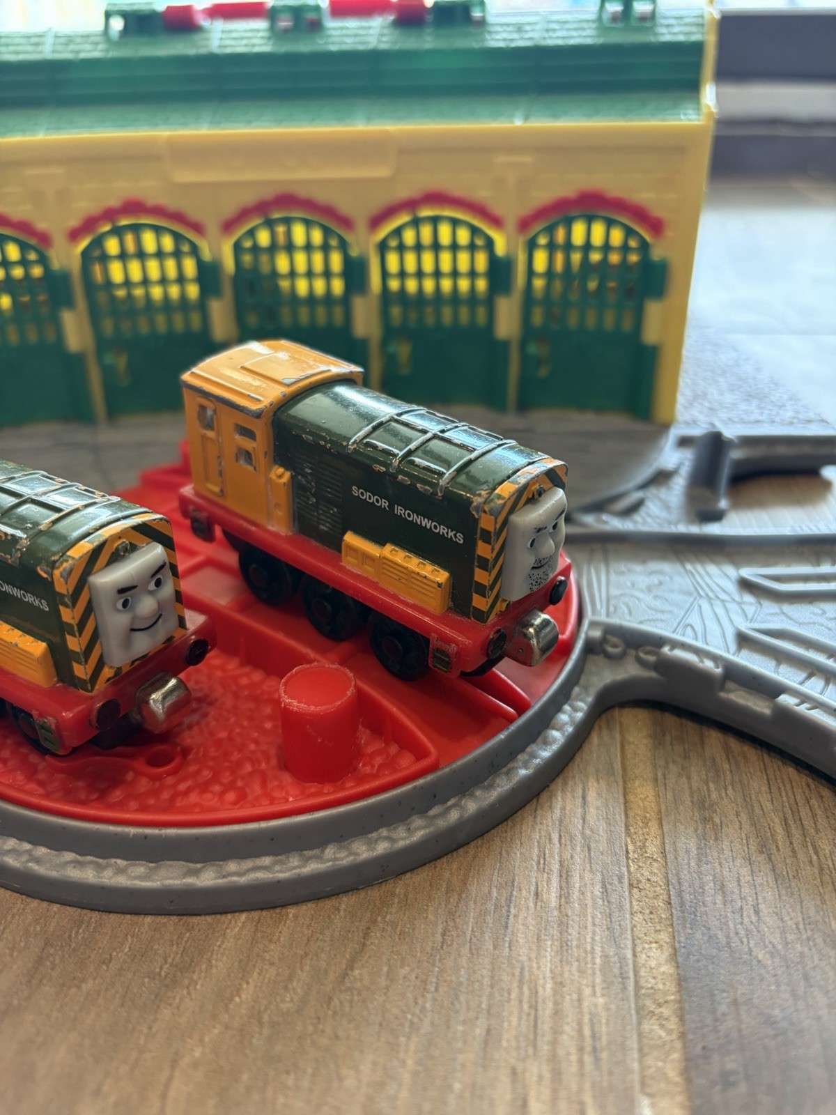 ARRY AND BERT – Thomas And Friends Take Along Die Cast Train Used Good Condition
