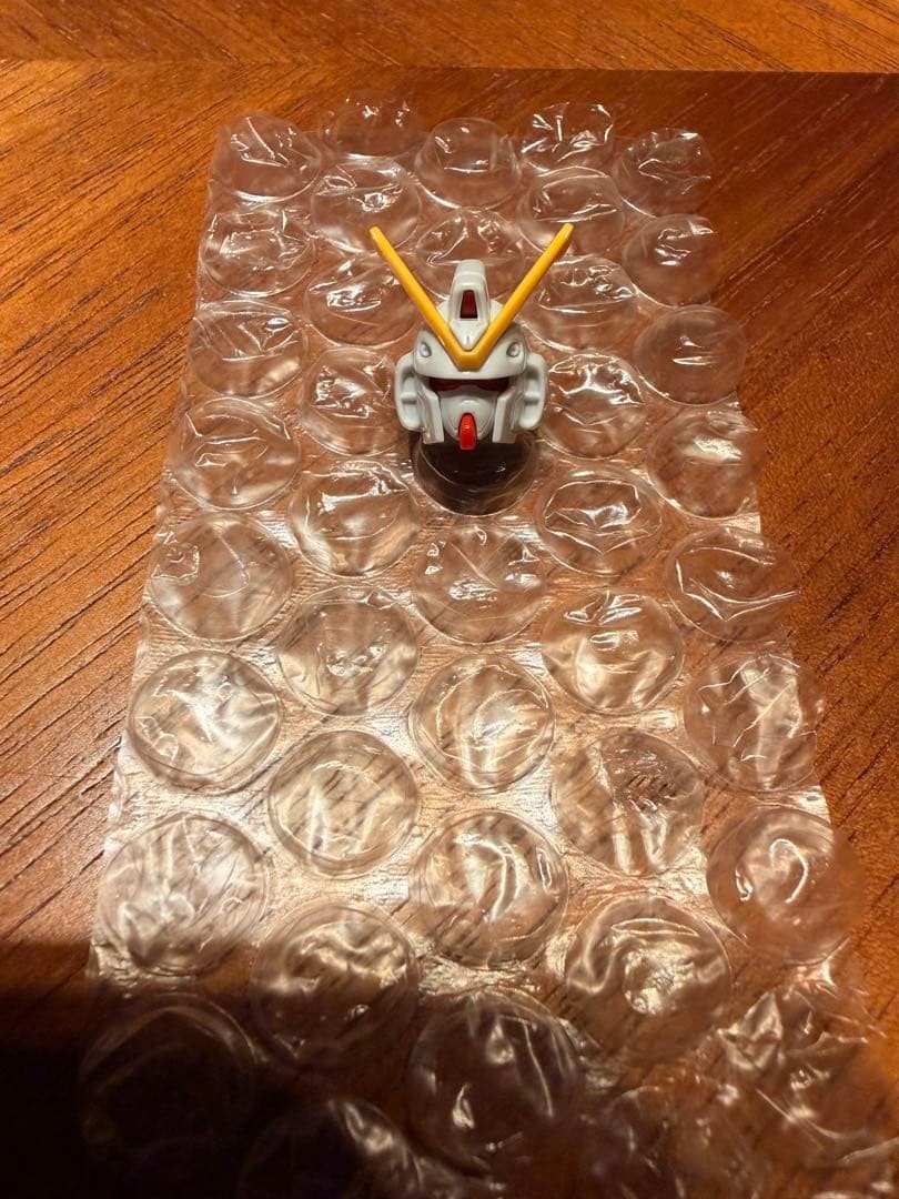 HGUC 1/144 Victory Gundam Gunpla Sold as-is / For parts or not working Head