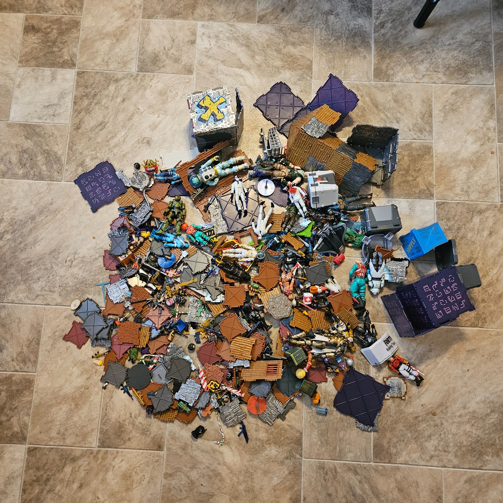 Over 10lbs of Jazwares Fortnite 4” and 6&Prime; Inch Action Figure Lot (see Photos)