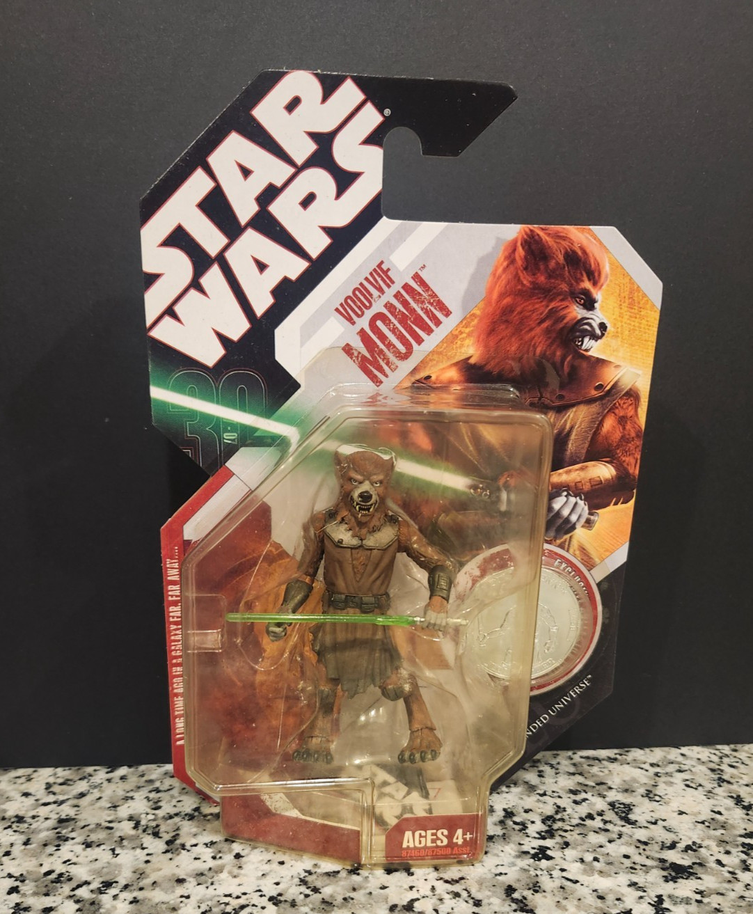 Voolvif Monn 58 STAR WARS 30th Anniversary NEW Sealed with COIN