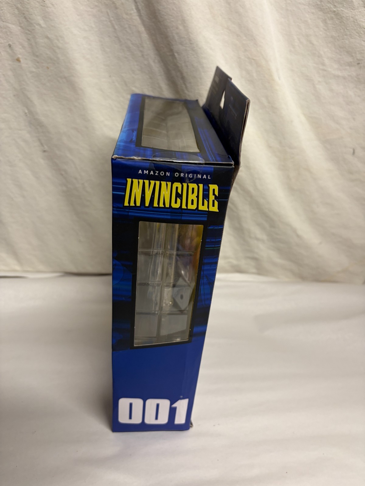Diamond Select Amazon Original Invincible Mark Grayson Series 1 Deluxe 7&Prime; Figure