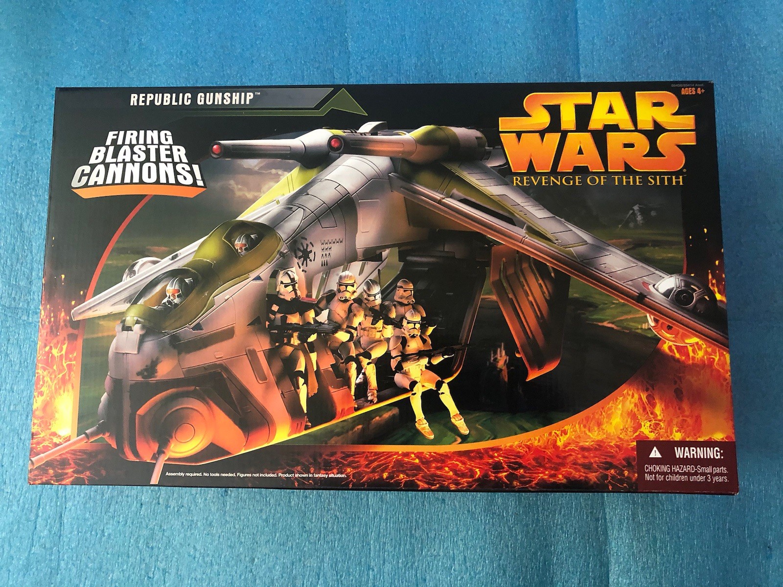 Star Wars ROTS 2005 Republic Gunship New Factory Sealed Hasbro Mint Revenge Sith