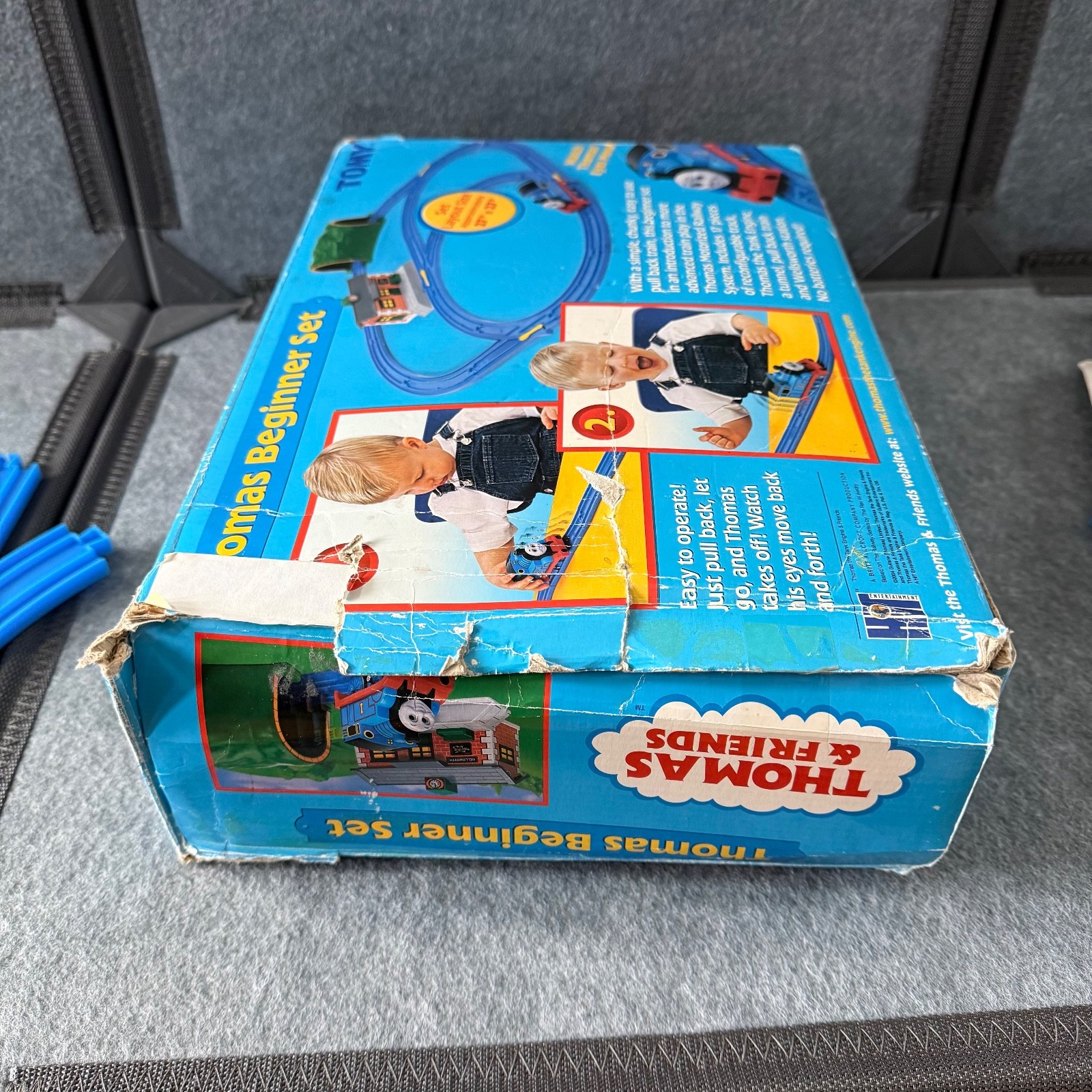 Thomas Friends Beginner Set TOMY 2004 Pull Back Train Blue Track Complete w/box
