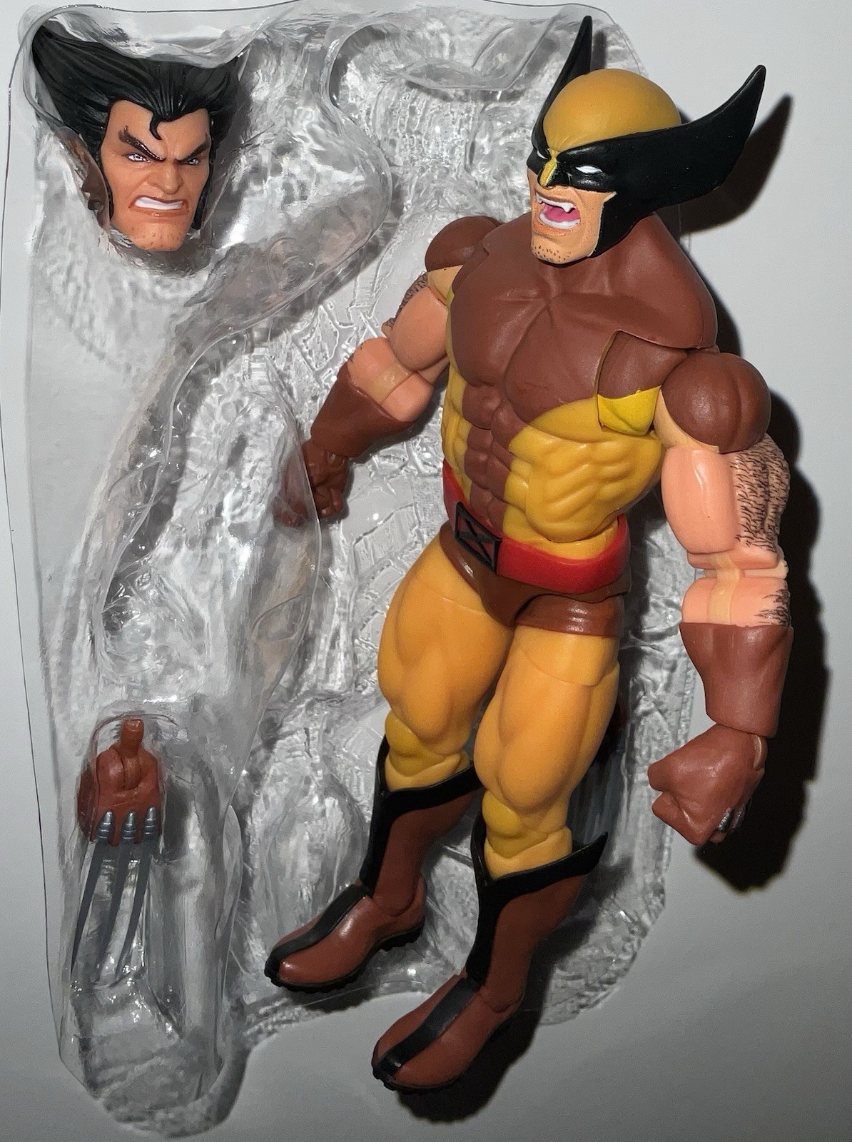 Marvel Legends WOLVERINE 6&Prime; Figure XMEN &rsquo;97 Animated Pulse Brown Suit