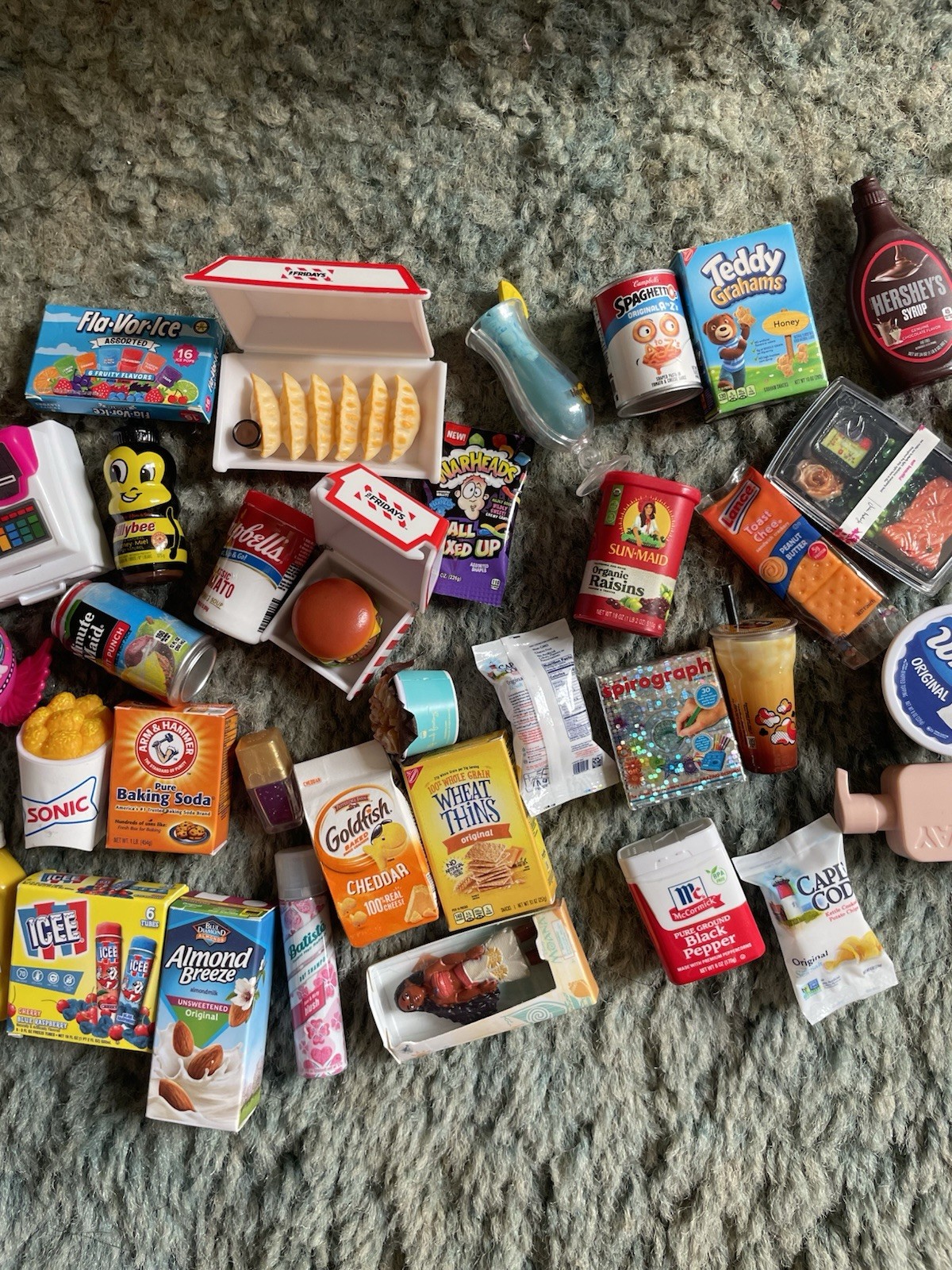 30+ MINI BRAND MIXED ITEMS! MINI VERSE, FOODIE BRAND, MINI BRAND TOYS