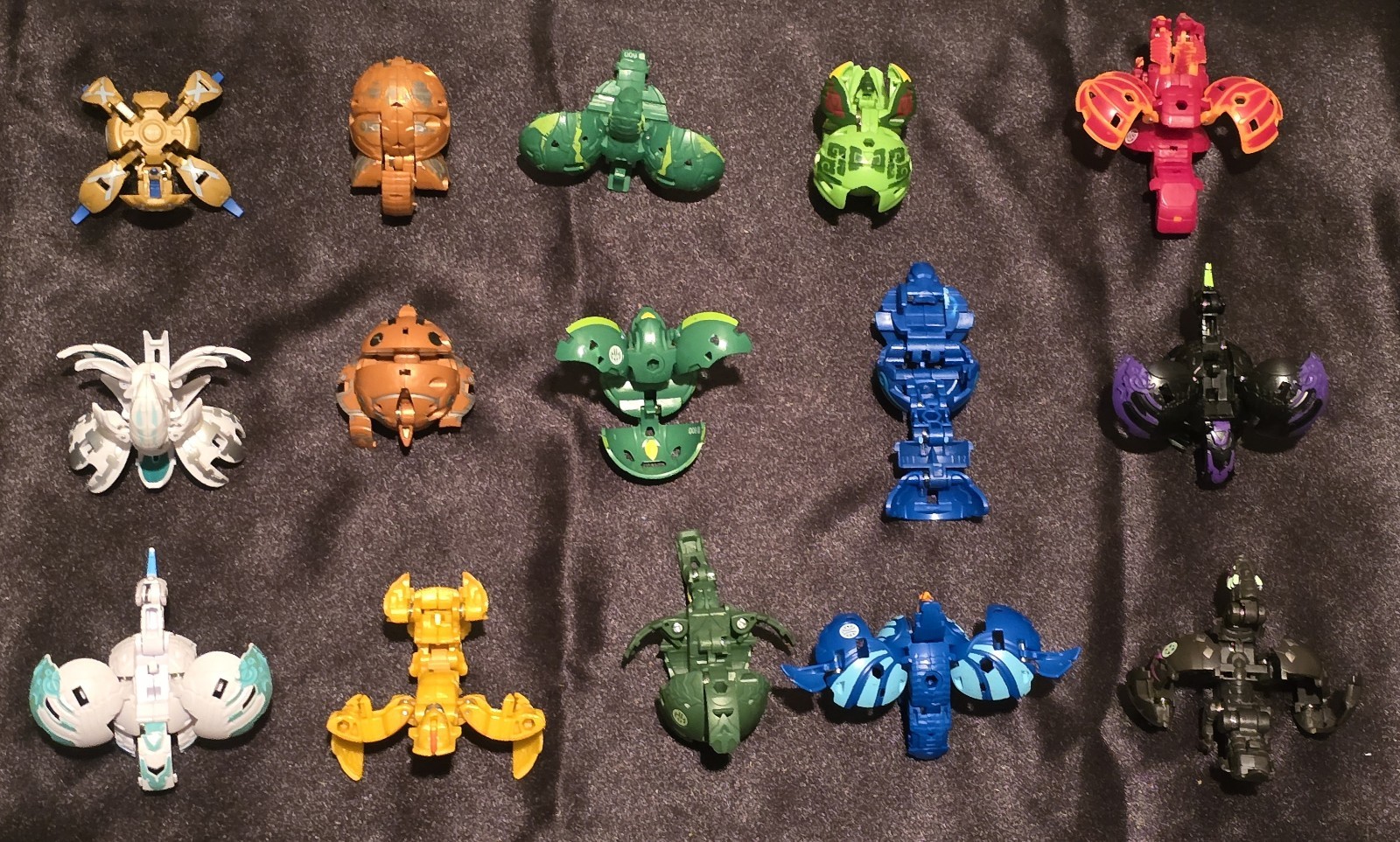 Bakugan Battle Brawlers Mixed Attributes (See Pics) Bundle Lot Set of 15
