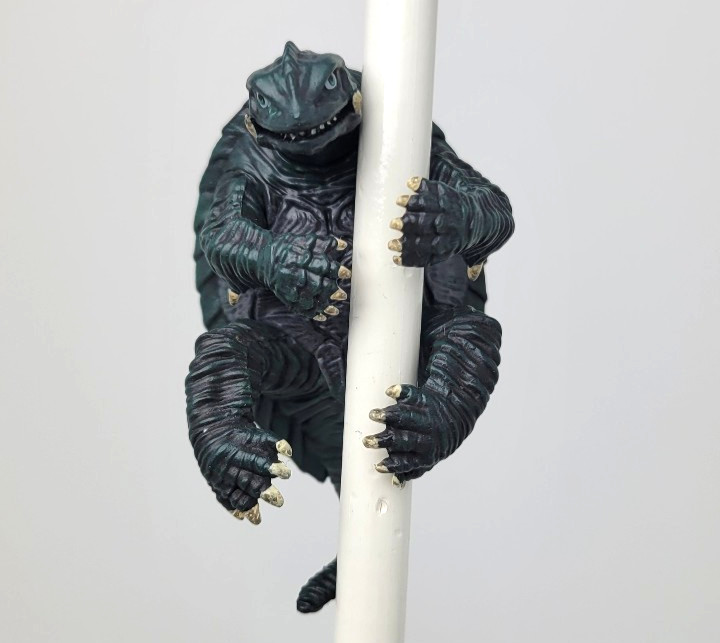 Hugging Gamera 1996 Green Version – 2&Prime; Mini Gashapon Figure Gacha Genco