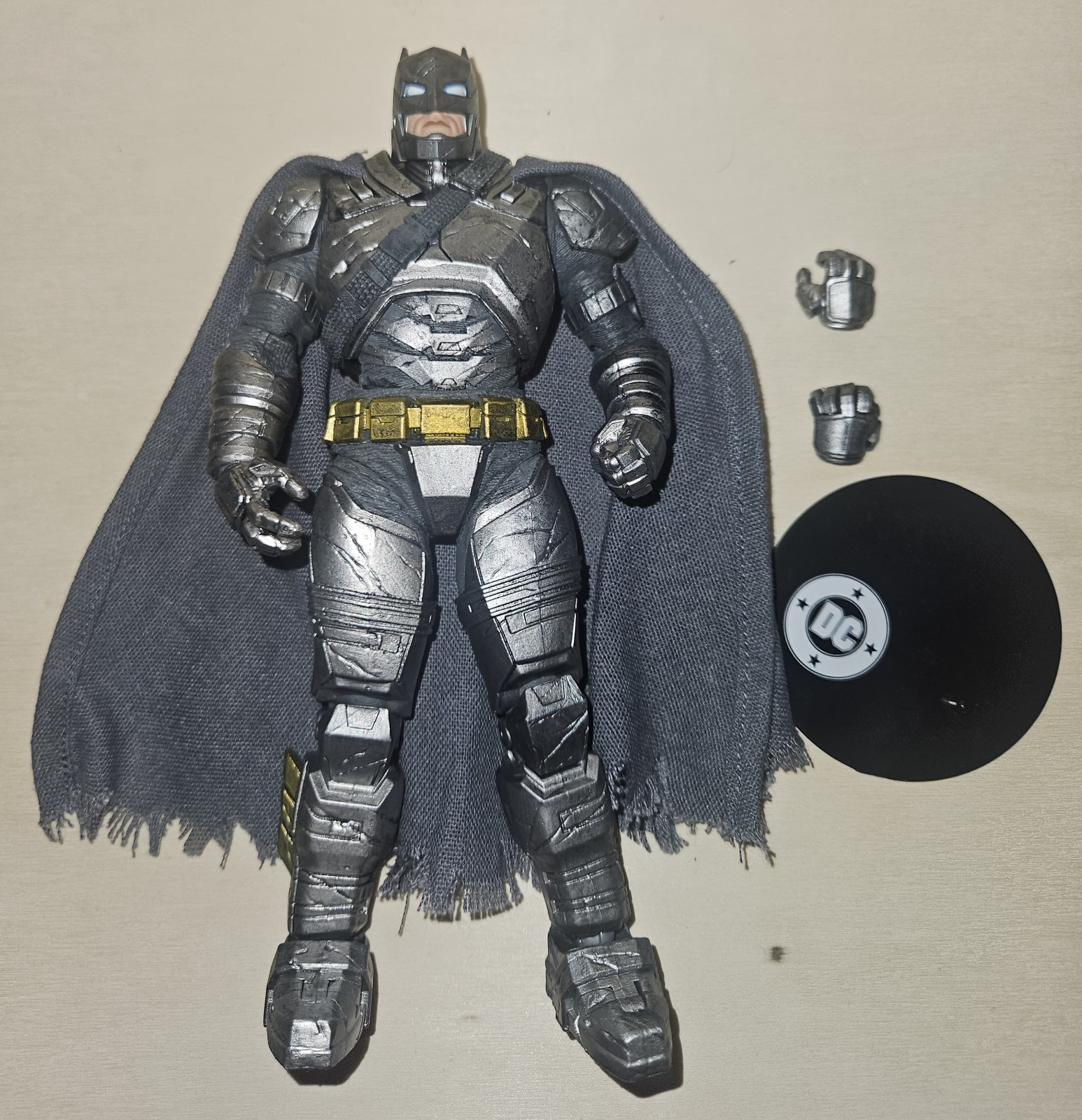 McFarlane DC Multiverse Armored Suit (BVS) 7&Prime; Action Figure