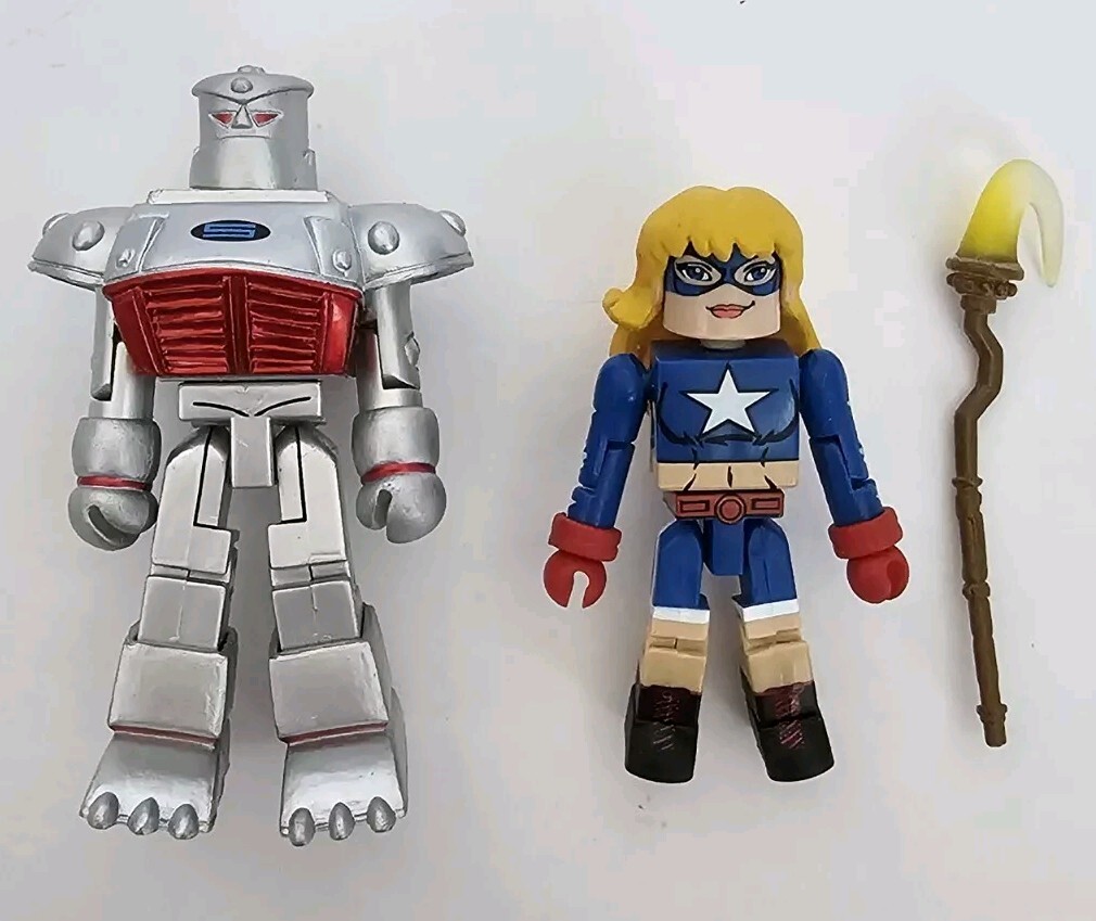 Loose DC Diamond Select Minimates Stargirl and Stripe figures