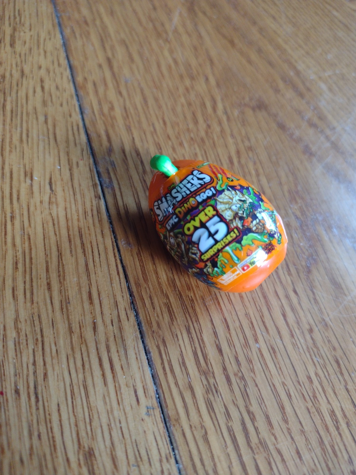 Zuru Mini Brands Disney Toy box SMASHERS EPIC DINO EGG