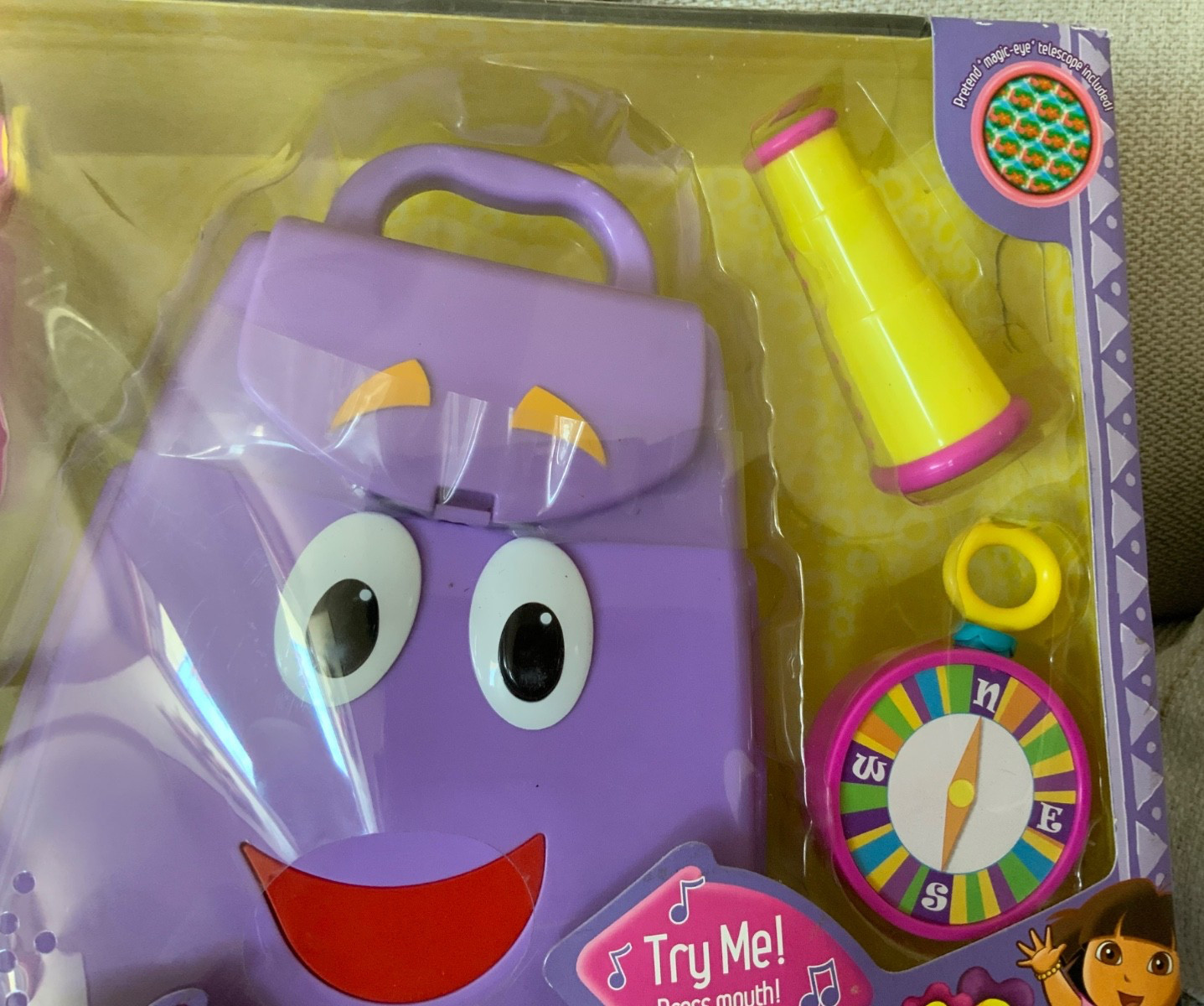 2010 Dora The Explorer My Talking Backpack Fisher Price Nick Jr. New Sealed!!
