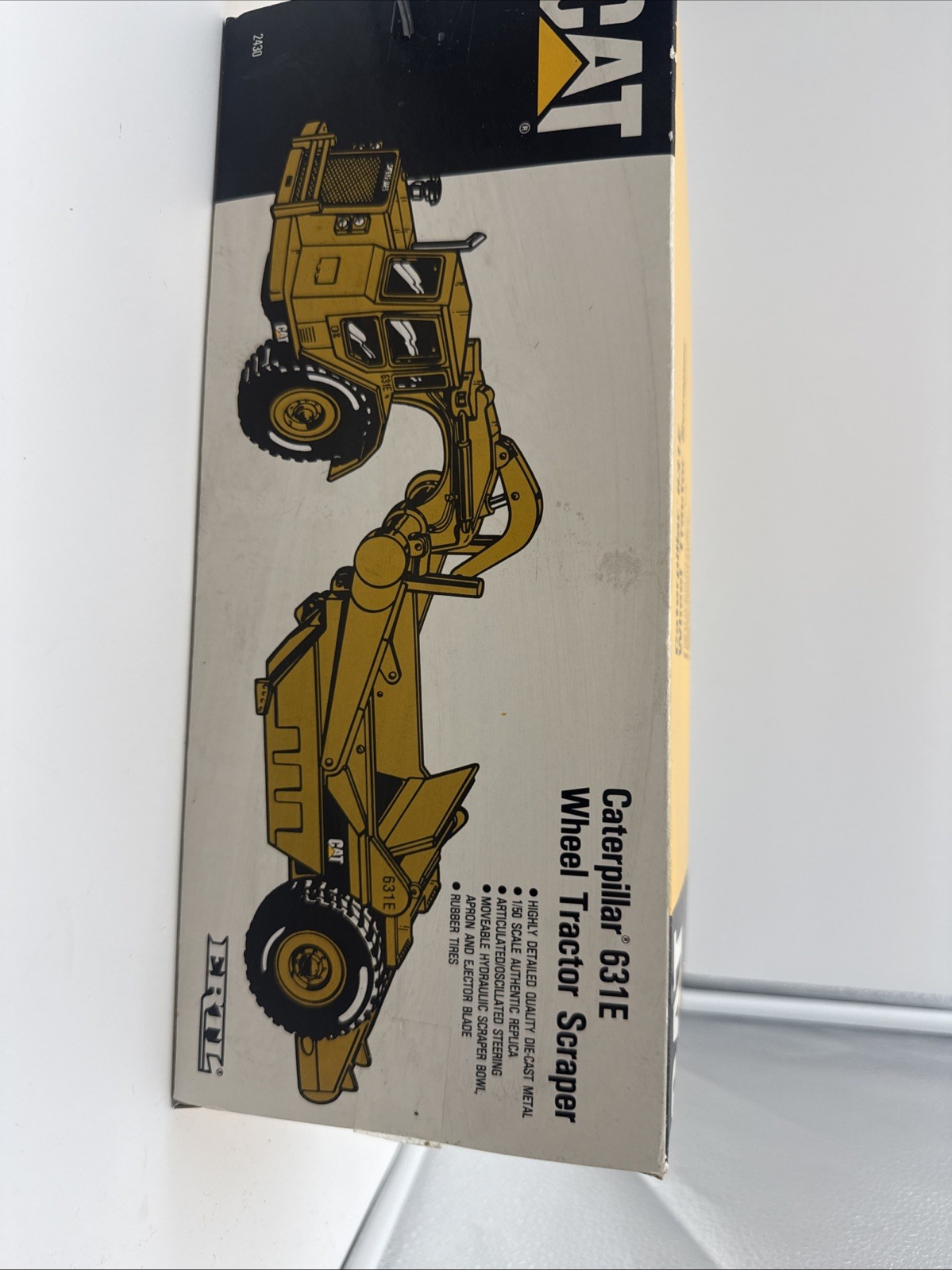Caterpillar 631E Wheel Tractor Scraper 1:50 ERTL CAT Die Cast