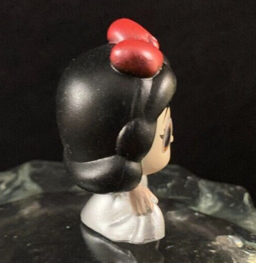 Disney Doorables – Snow White – Silver – Series 10 – Special Edition Figure