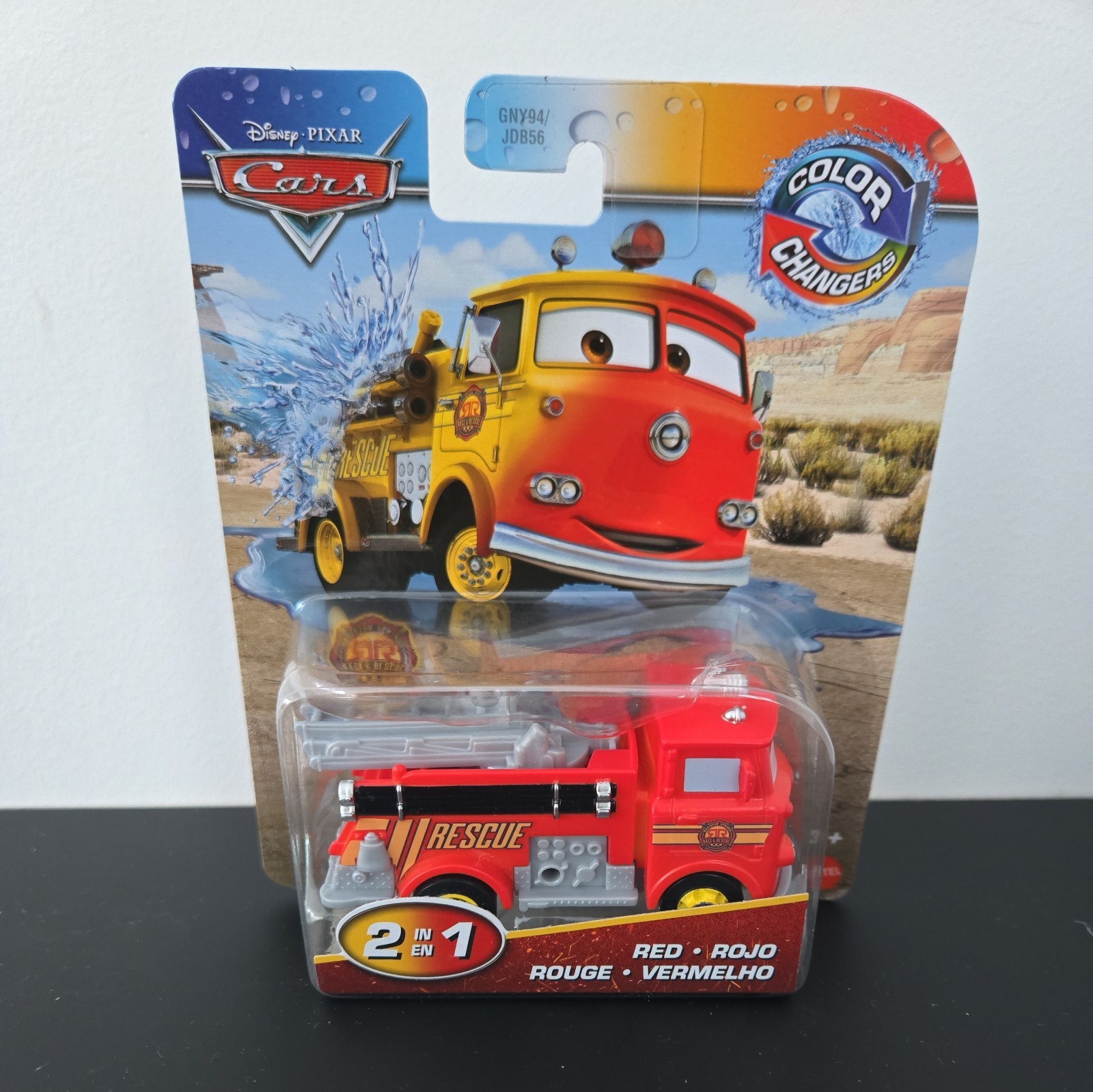DISNEY PIXAR CARS 2025 COLOR CHANGERS RACE & RESCUE RED THE FIRE TRUCK
