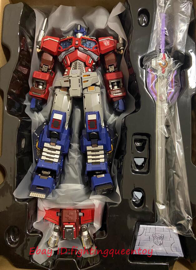 “Commander Improved Ver. MuscleBear 04 Transformation Model – INSTOCK”