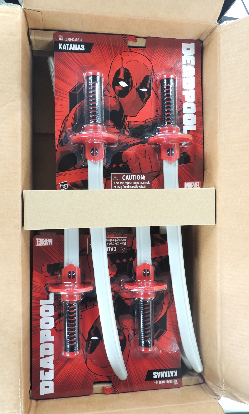 DEADPOOL Katanas Hasbro Marvel Classics Hasbro Prop Toy Swords 2-Pack (2017)
