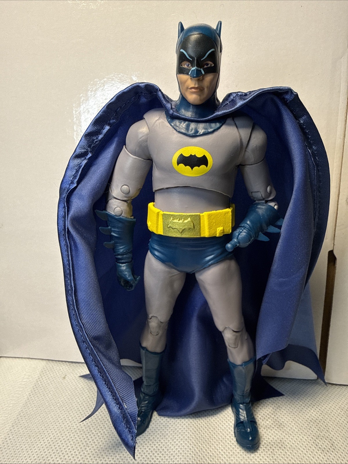 McFarlane DC Multiverse Adam West Batman 1966 Classic TV Series 7&Prime; 1/10 Figure
