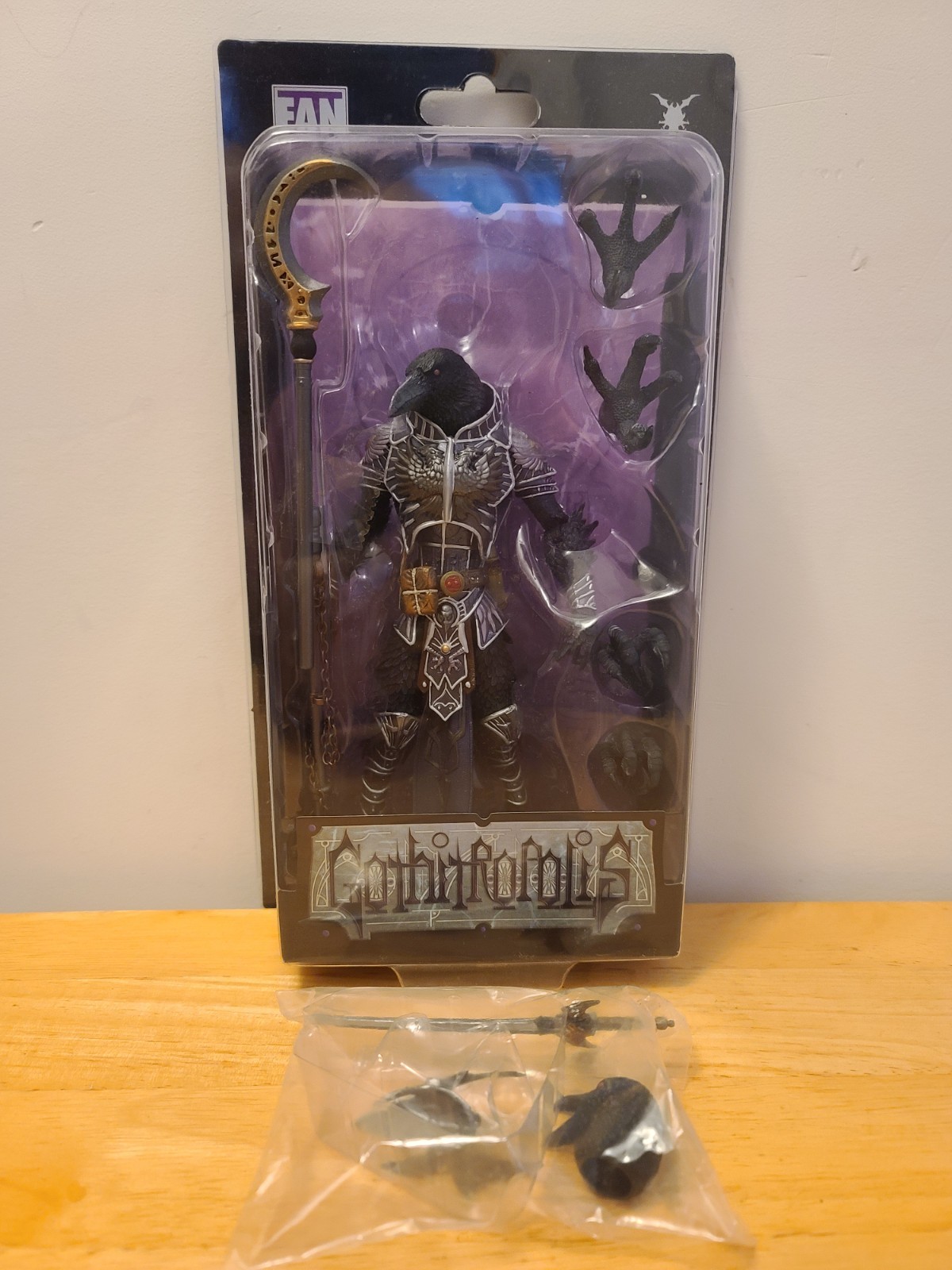 Four Horsemen Gothitropolis Decimus Hrabban w/ KICKSTARTER Weapons Pak & Prints