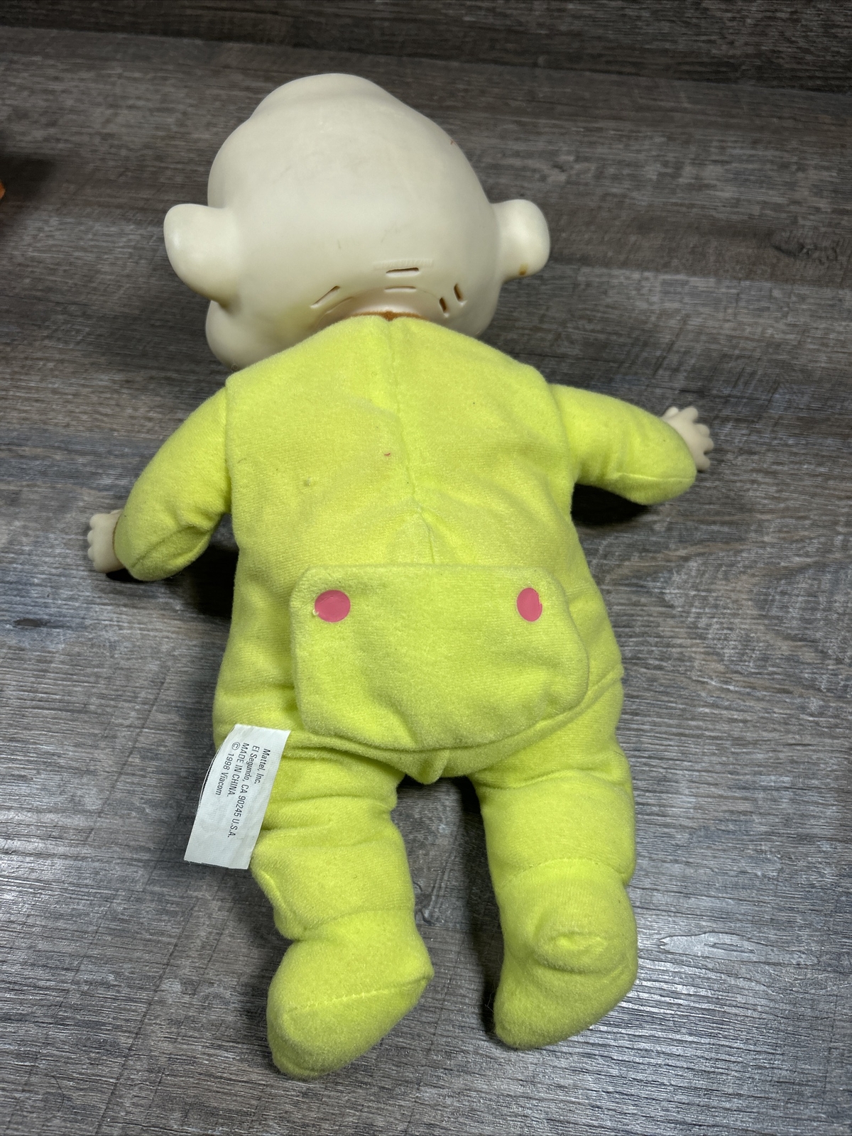 Vintage 1998 Mattel Rugrats Crying Dil Pickles Green Pajamas Plush Plastic Doll