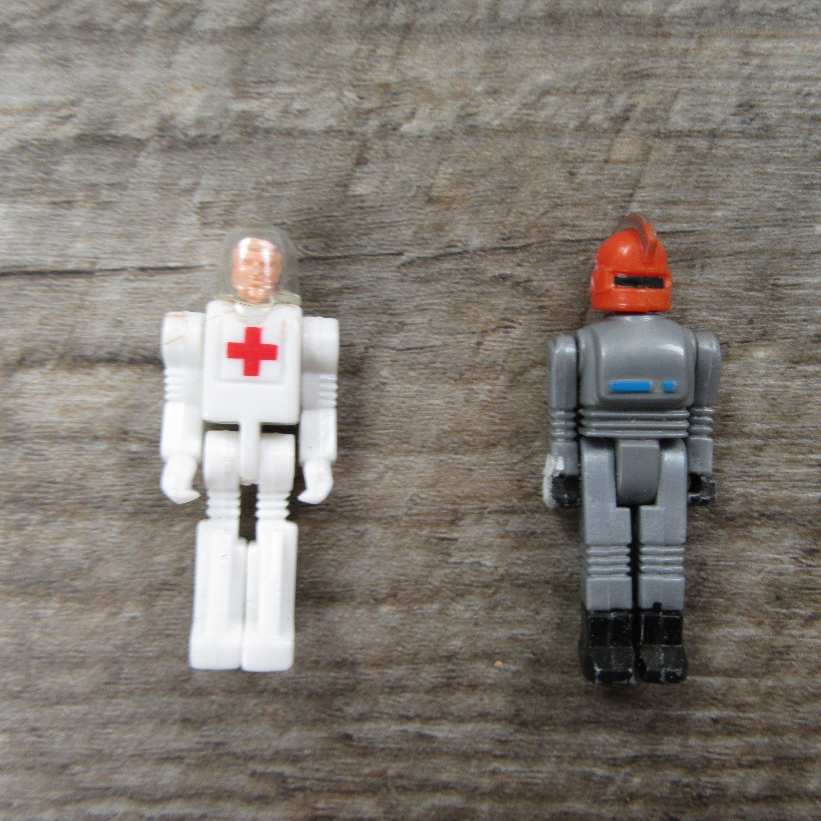 LOT OF 2 Miniature Figurines Schaper Stomper Pilot & Capsela Spacelink Medic 80s