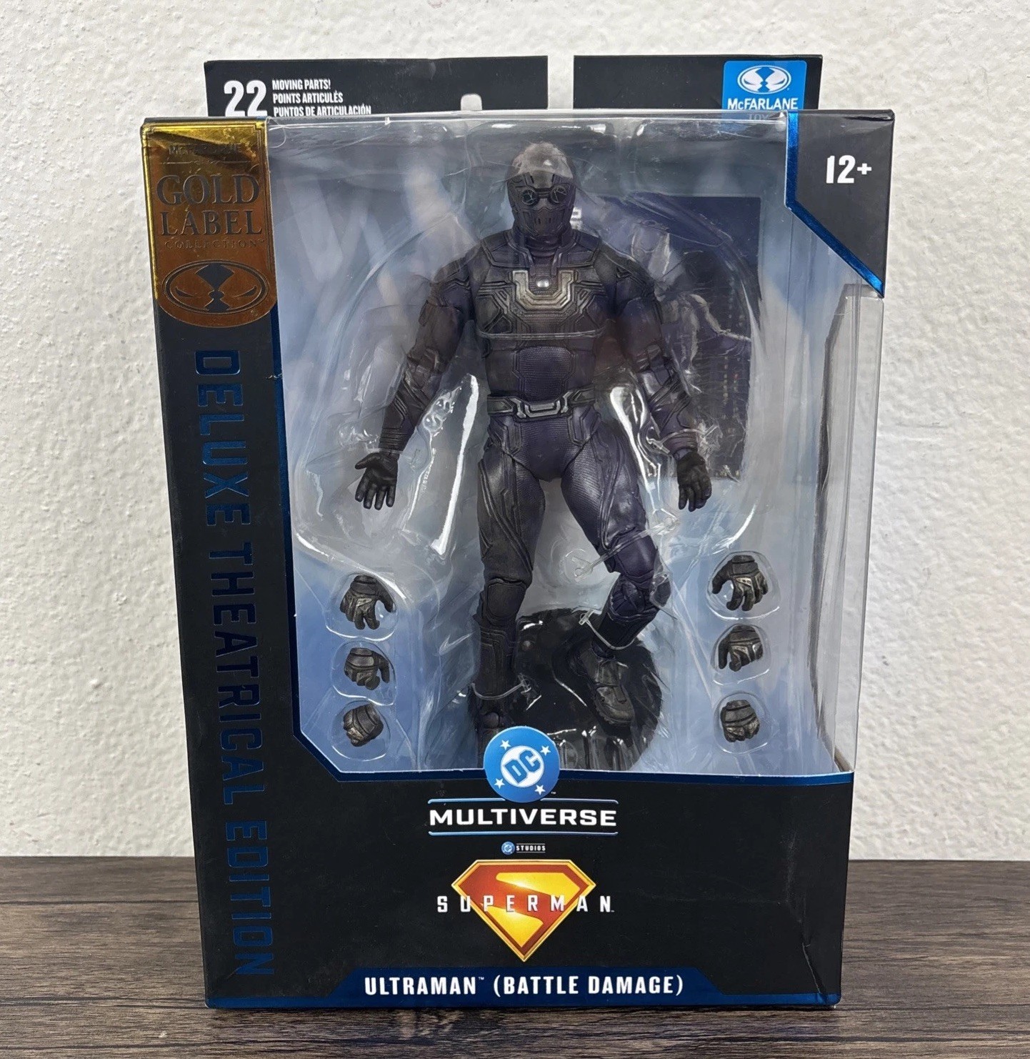 DC Multiverse Mcfarlane Toys Superman Ultraman Battle Damage Gold Figure in Box