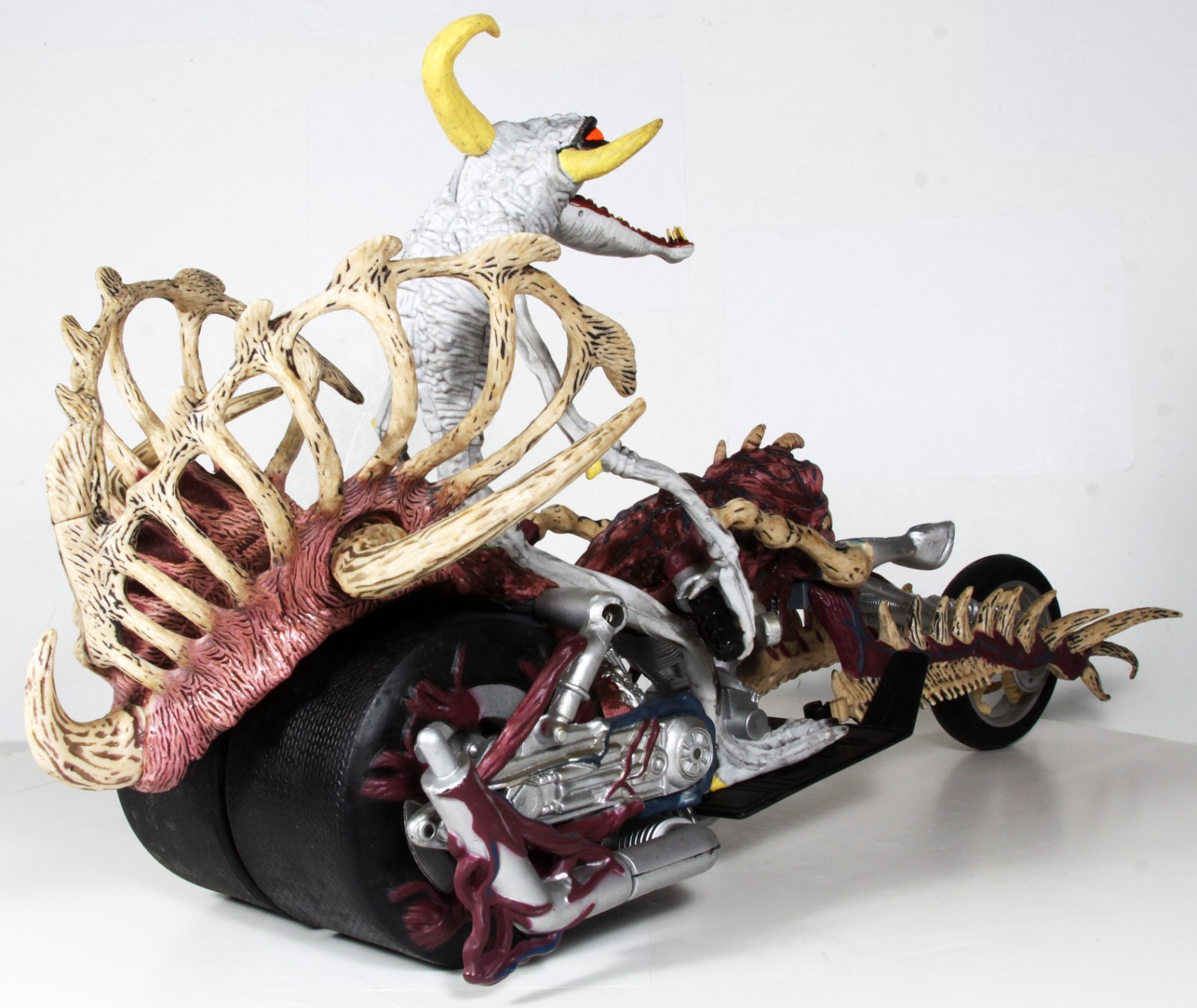 1995 TODD McFARLANE &lsquo;SPAWN VIOLATOR CHOPPER&rsquo; w/ SPAWN FIGURE
