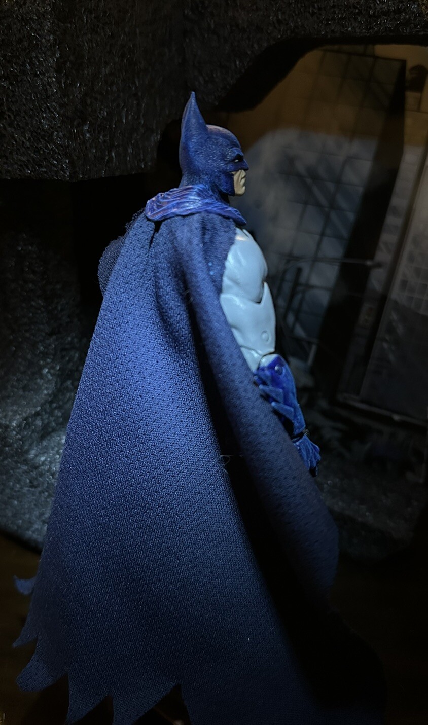 Custom McFarlane Batman Year 2 Figure Rare Cowl Unmasked Headswap W/ Base LOOK!!