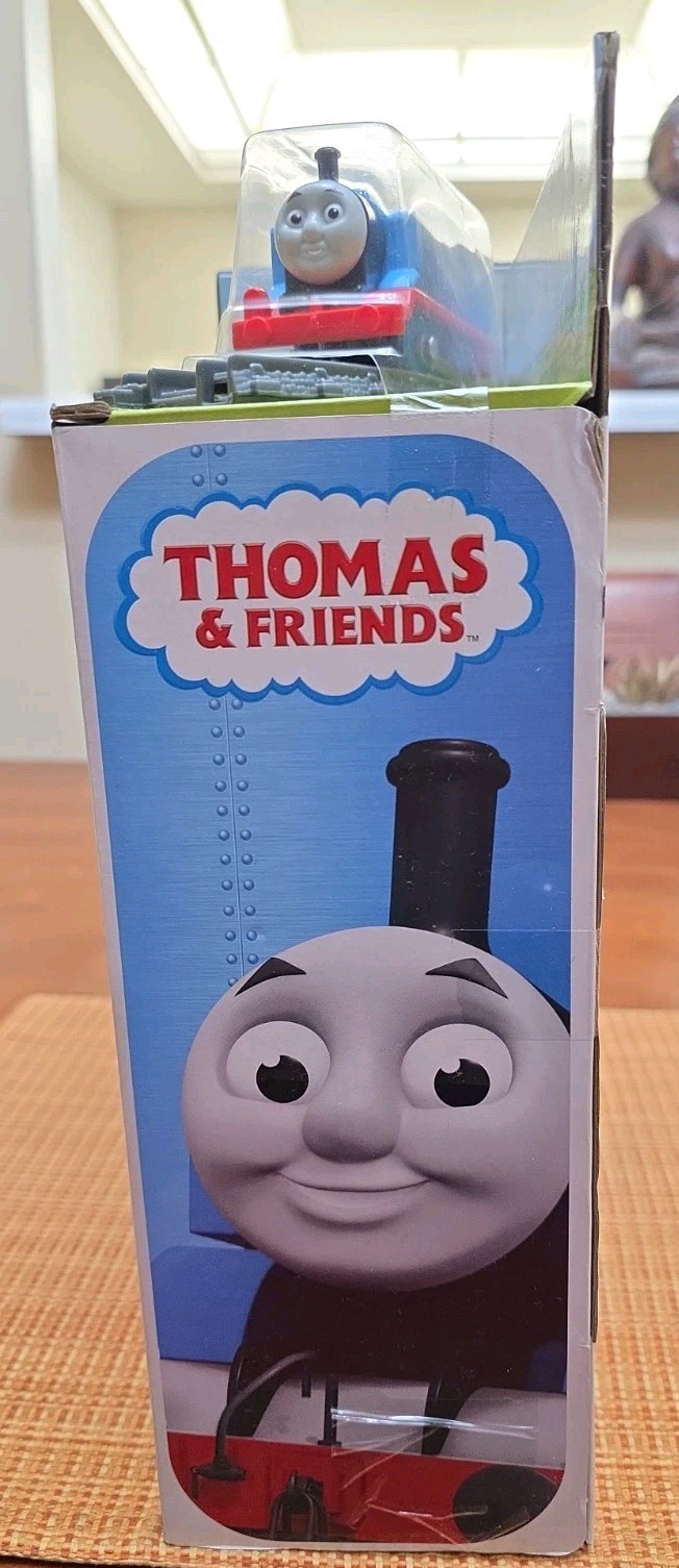 Thomas & Friends TrackMaster Walking Bridge Playset + Motorized Train & Tracks