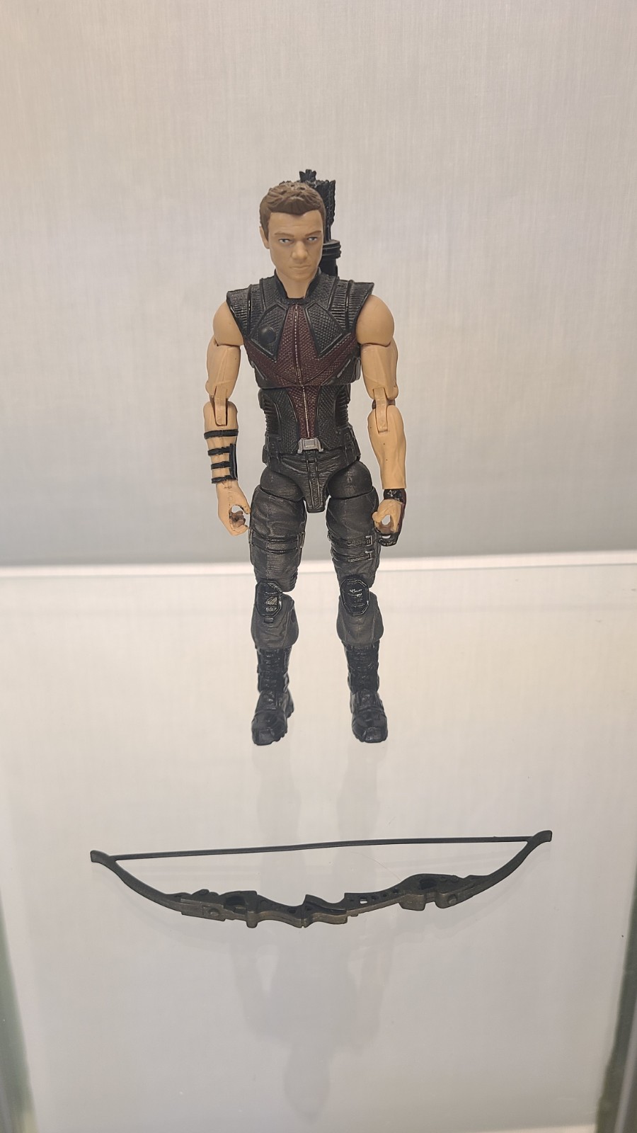 Marvel Legends figure Hawkeye Age of Ultron Amazon complete excellent